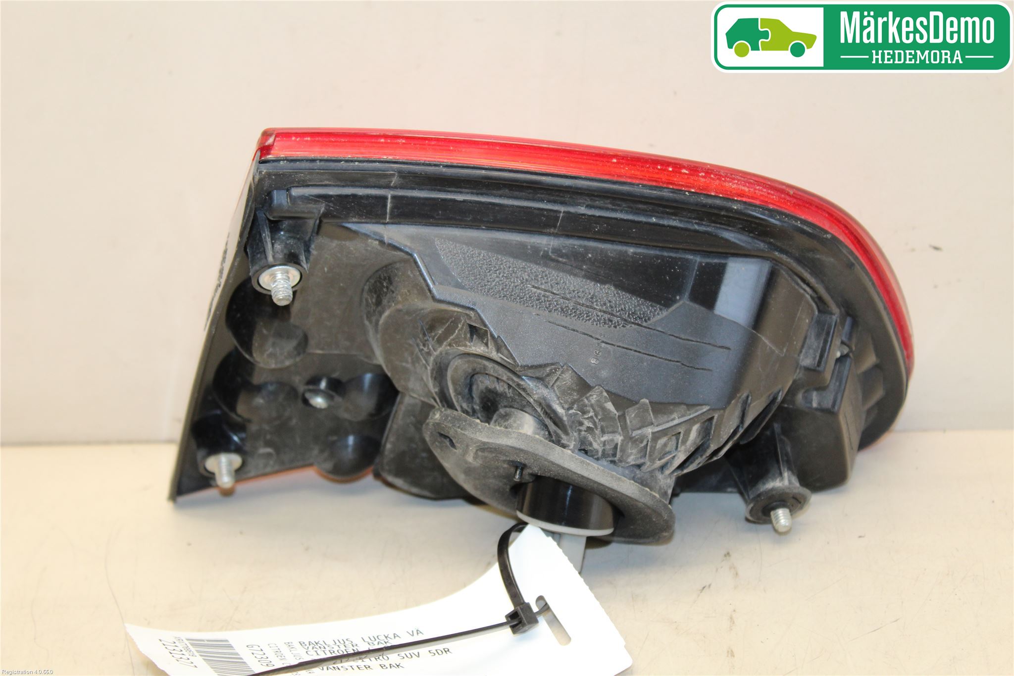 Citroen C-CROSSER Bakljus Lucka Vä