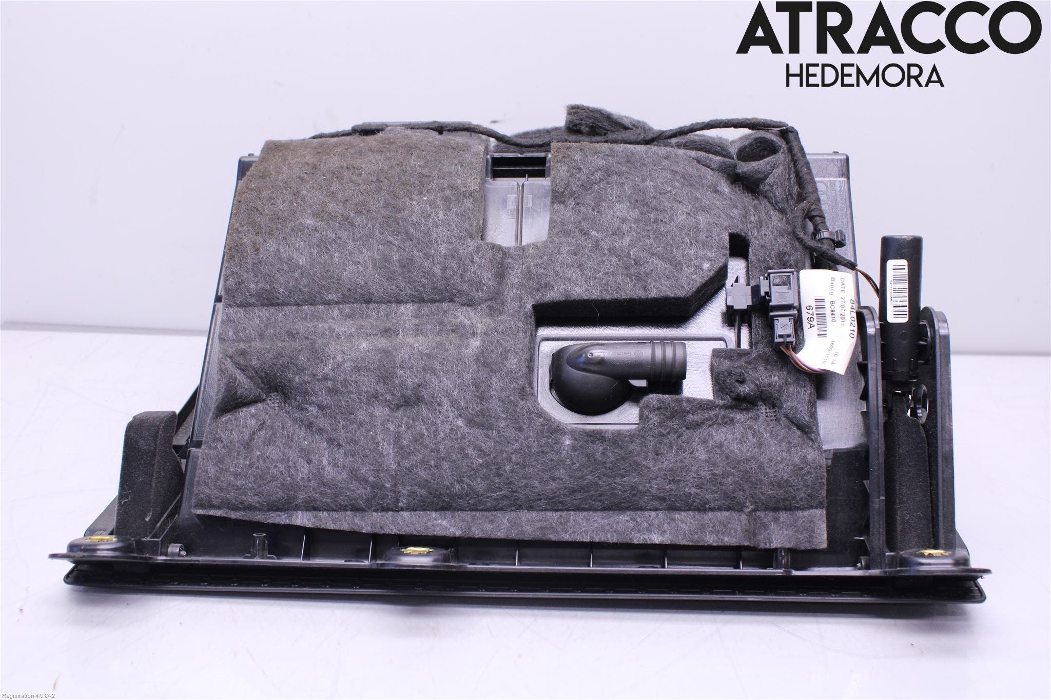 Audi Q3 8U 12-18 Handskfack