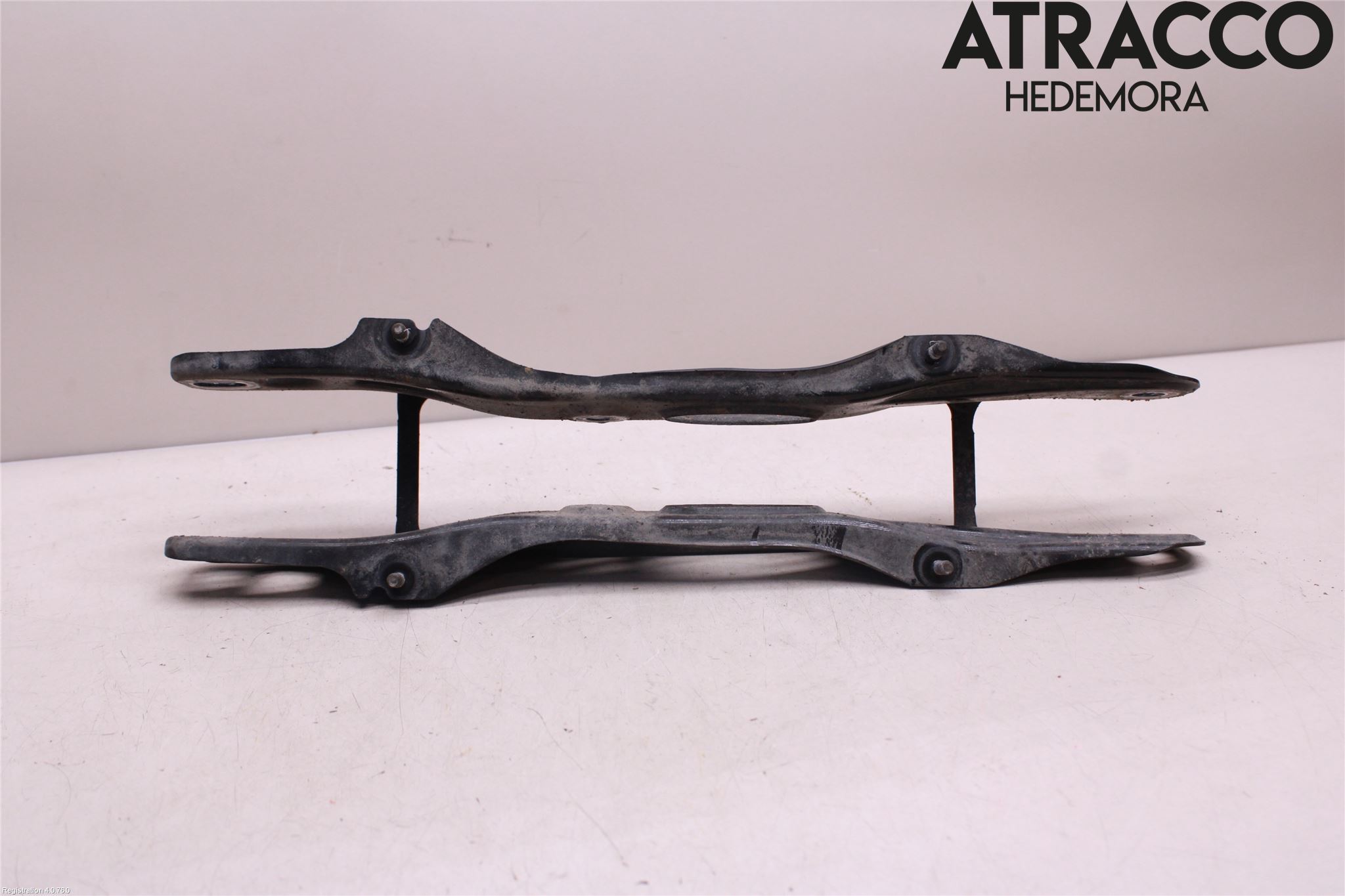 BMW 5 G30/G31/F90 17-23 Bärarm Bak Vänster