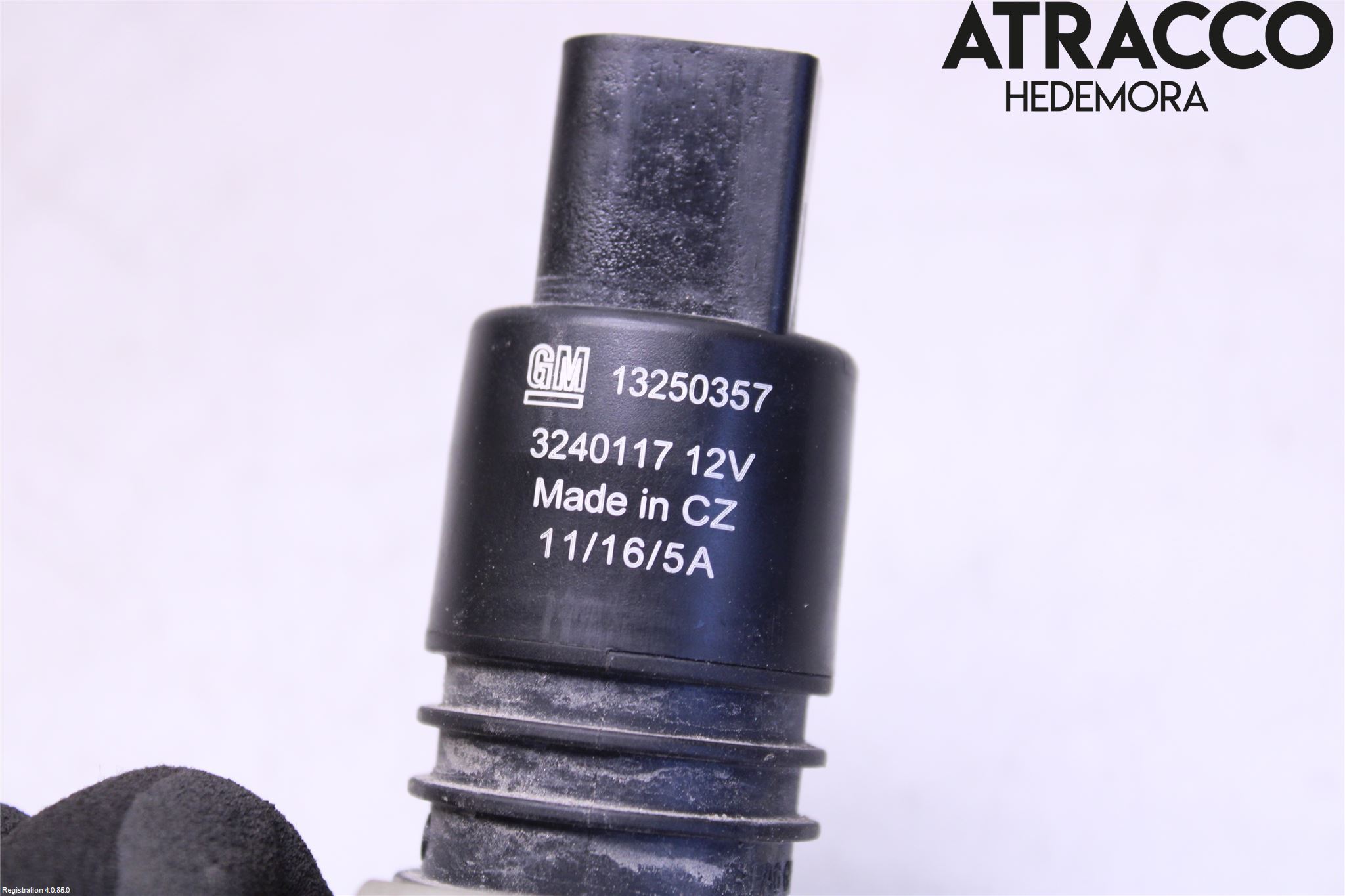 Opel INSIGNIA 09-16 Spolarmunstycke Rutor