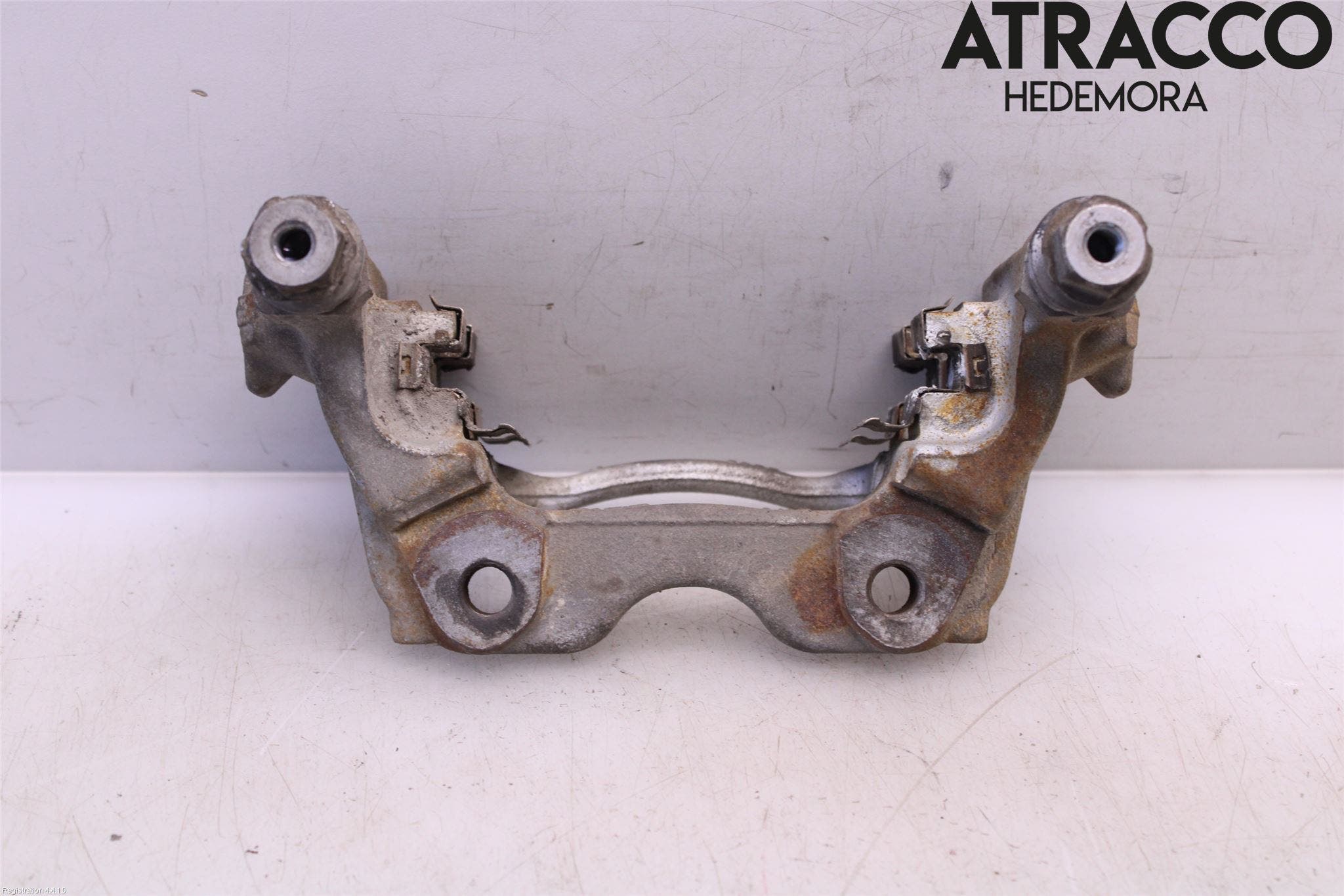 Toyota YARIS XP21 20- Bromsokshållare