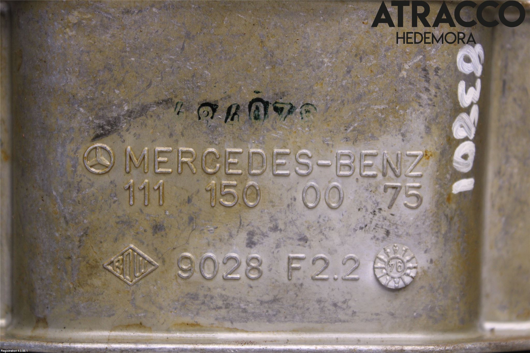 Mercedes-Benz MB 200-500  (W124) 86-96 Motorkåpa