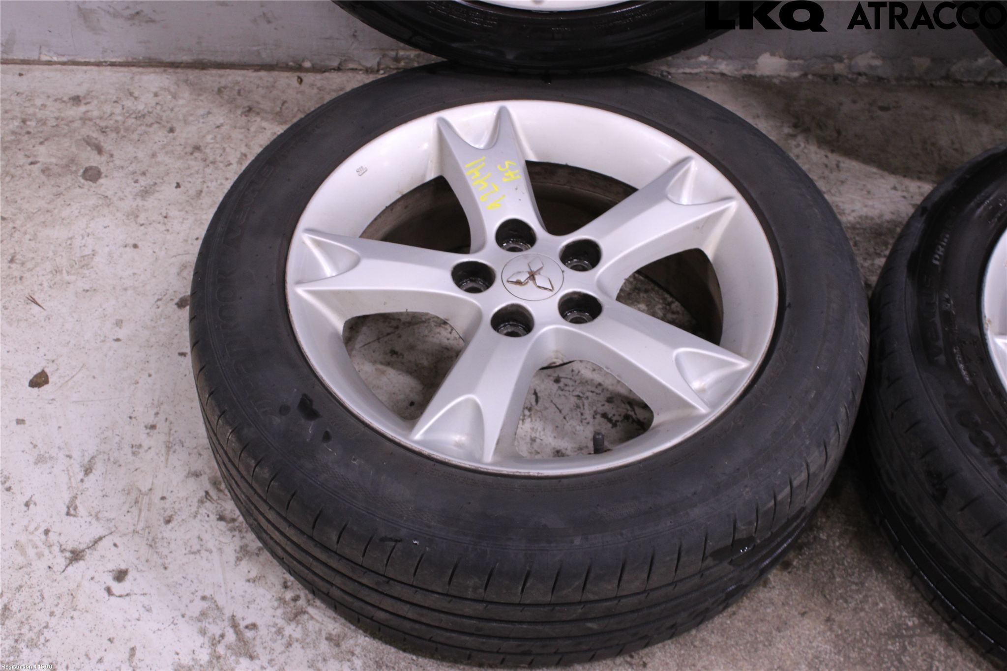 Mitsubishi GRANDIS Sommardäck Alumfälg 4St