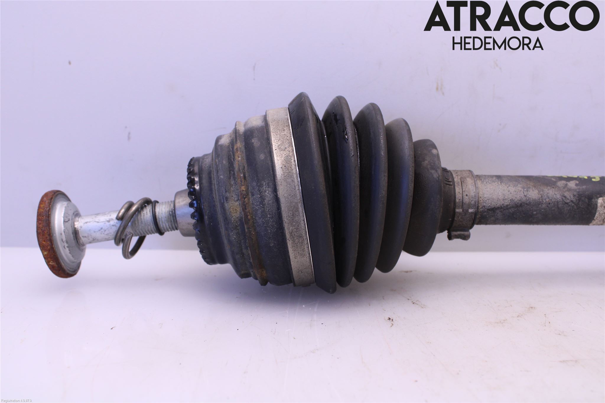 BMW 1 F20/F21 11-19 Drivaxel Fram Vänster