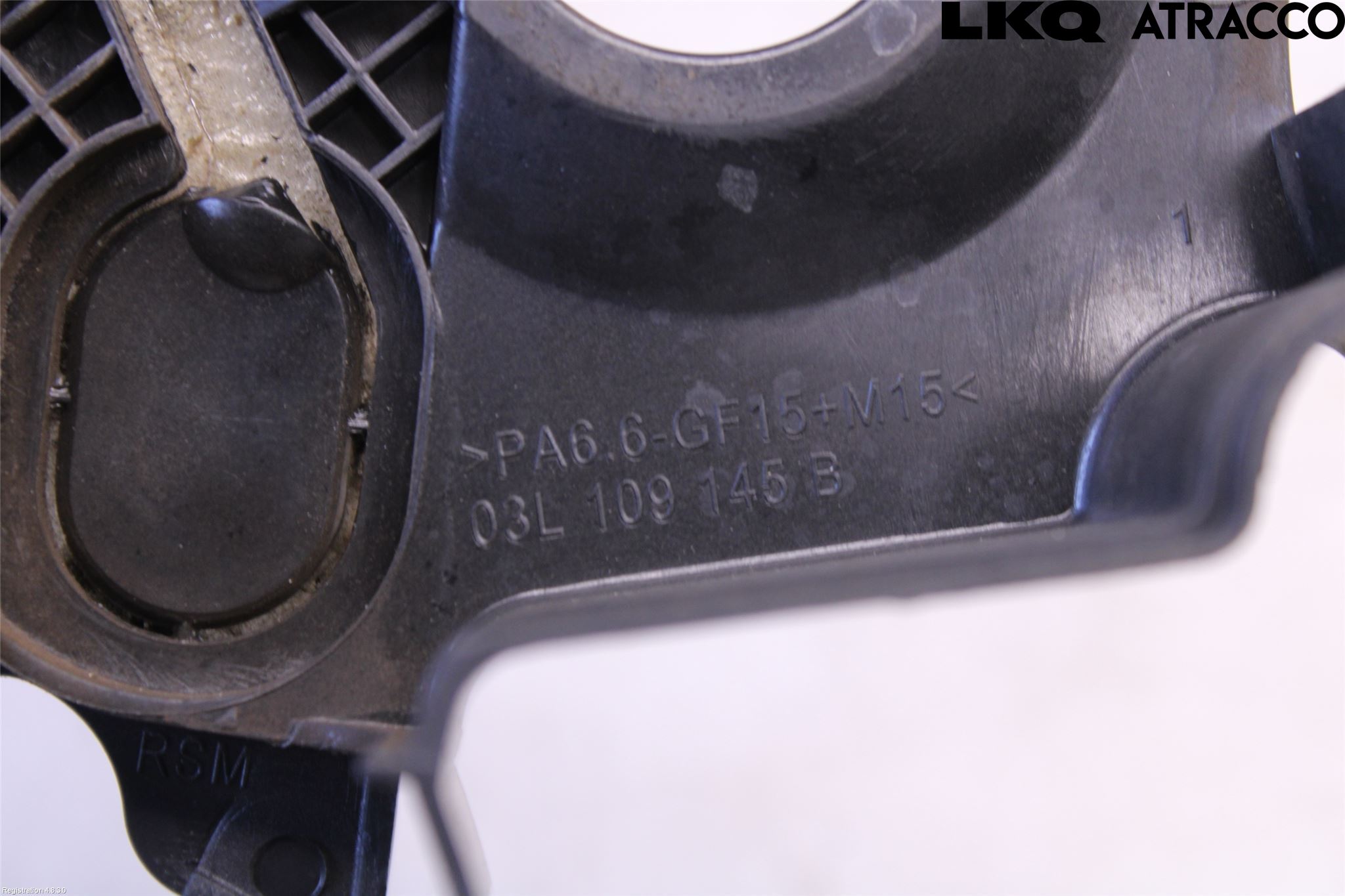 Audi A4 12-15 Kamrem-Transmissionskåpa