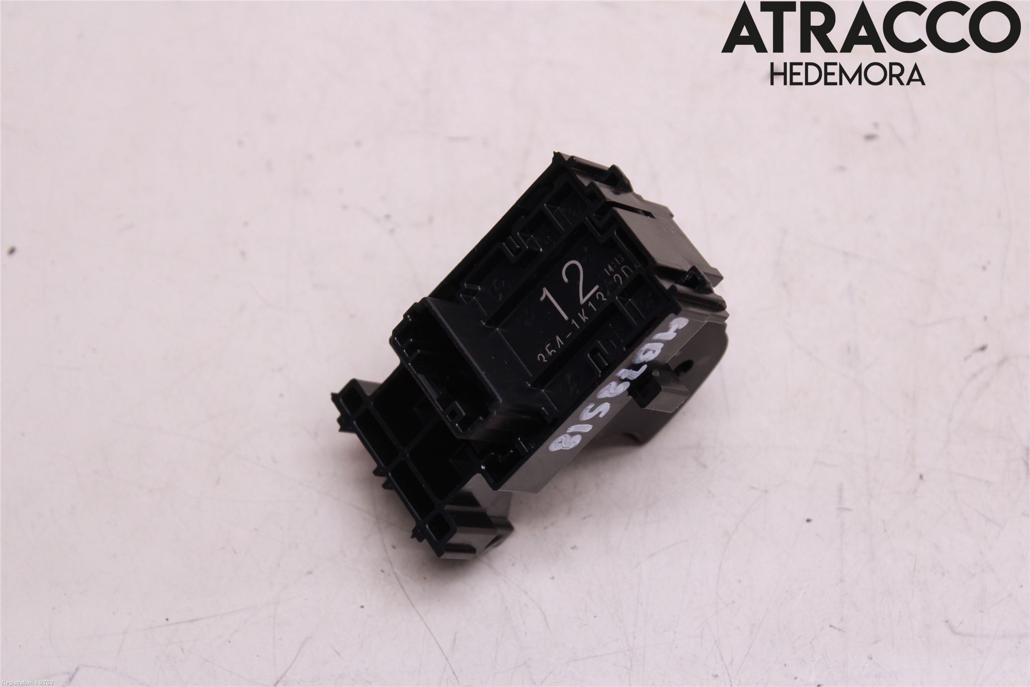 Toyota C-HR 16-23 Strömställare Elhiss