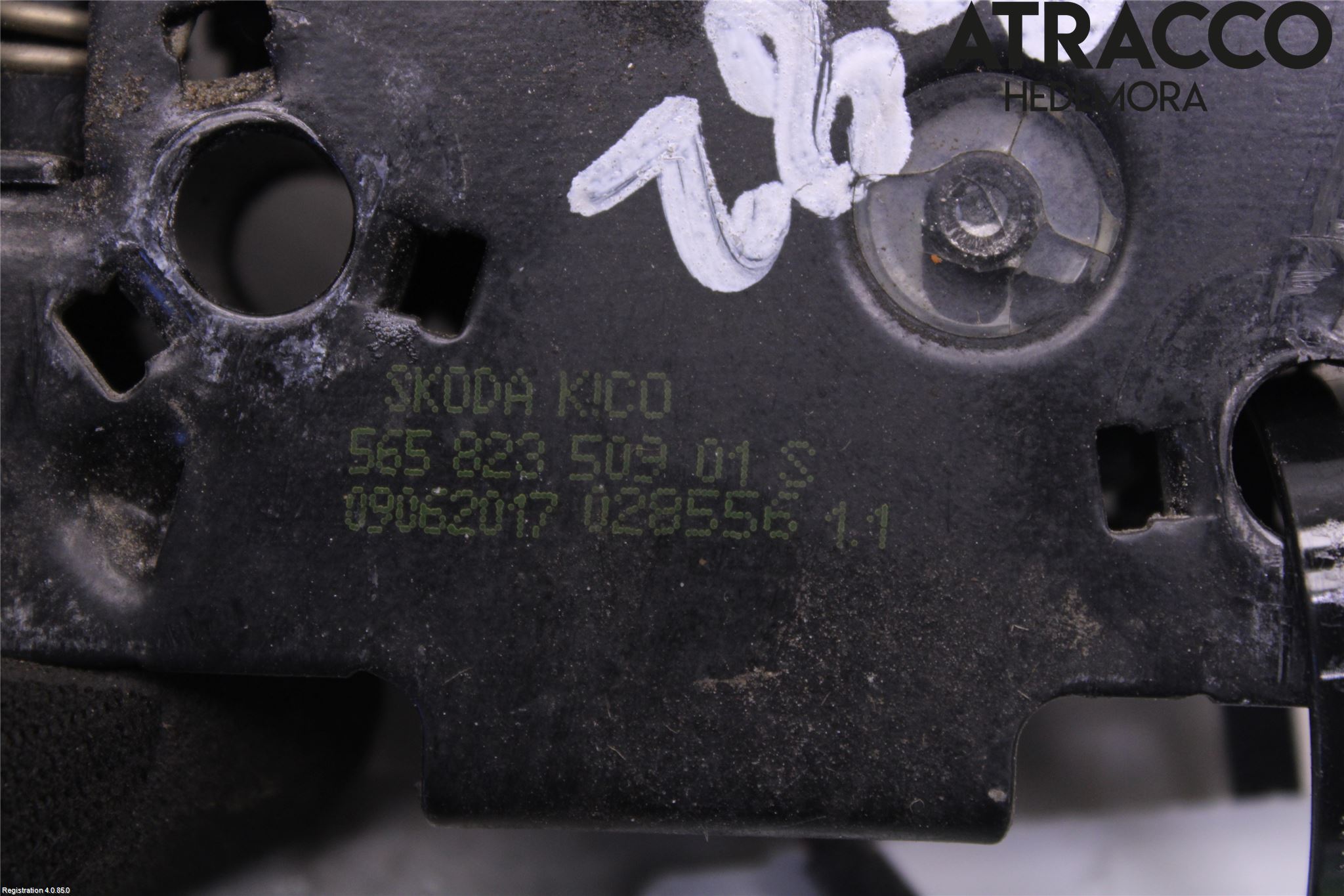 Skoda KODIAQ 17-24 Huvlås