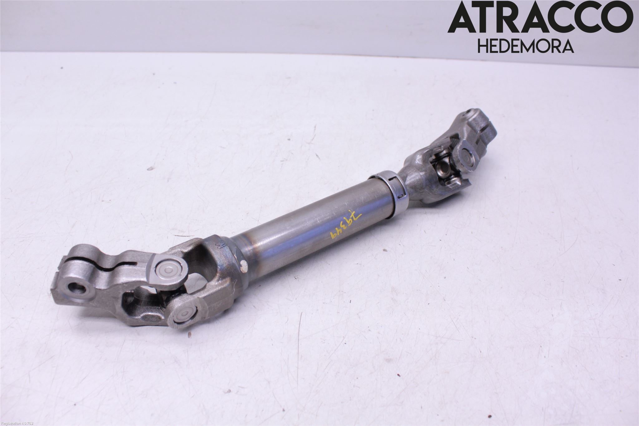 Toyota COROLLA 19- Rattaxelknut