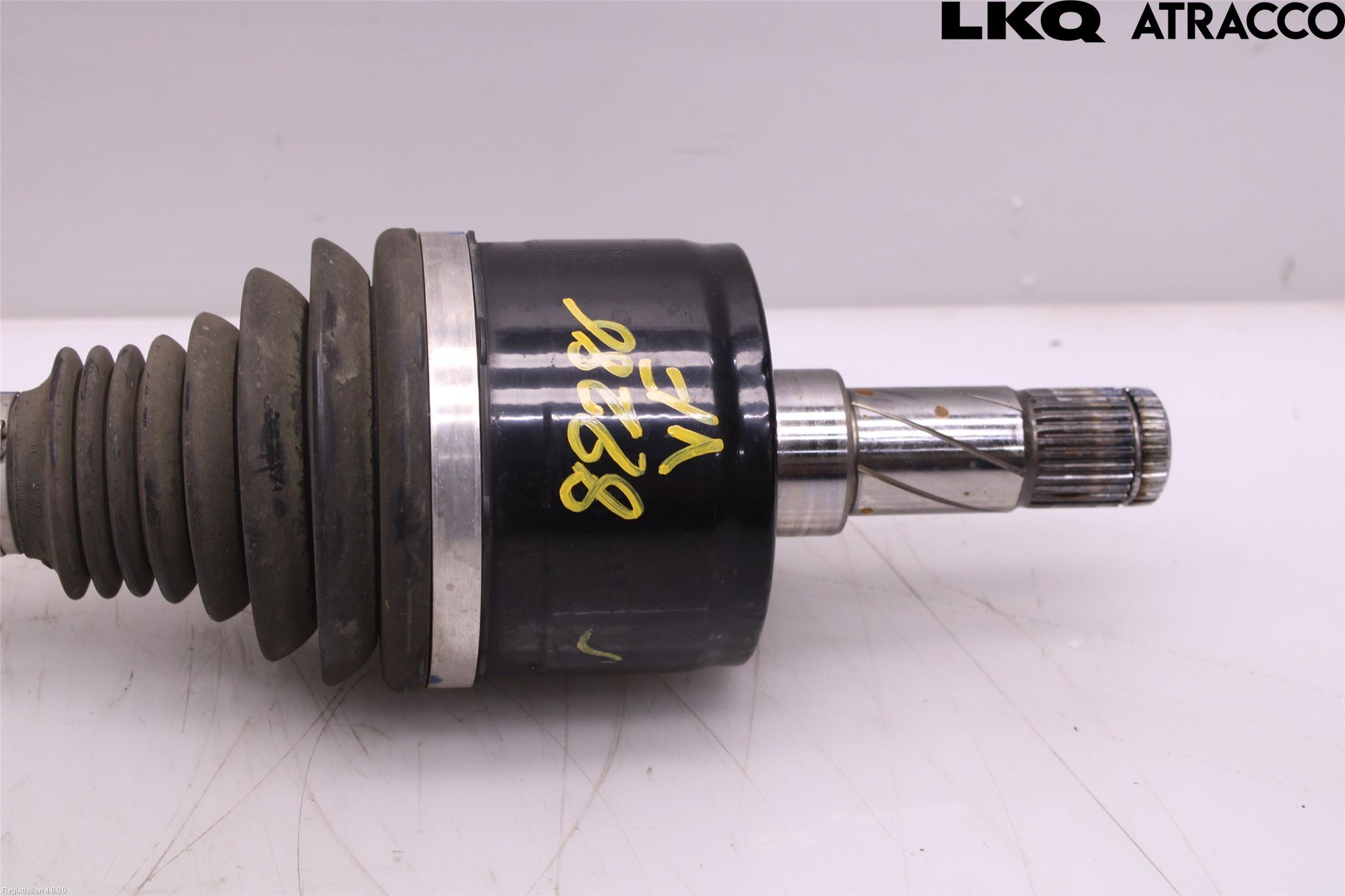 Jaguar I-PACE 18- Drivaxel Fram Vänster