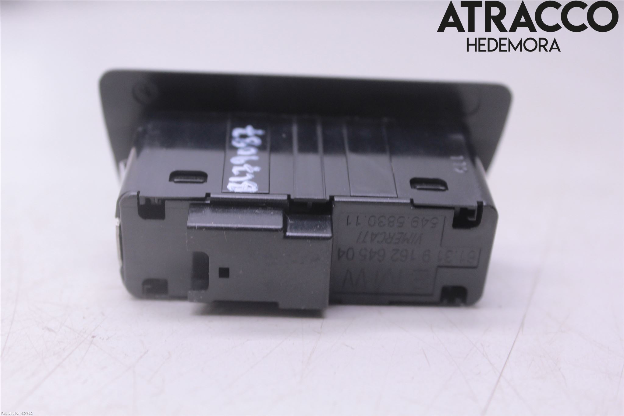 BMW 7 F01/02/03/04 09-15 Strömställare Baklucka