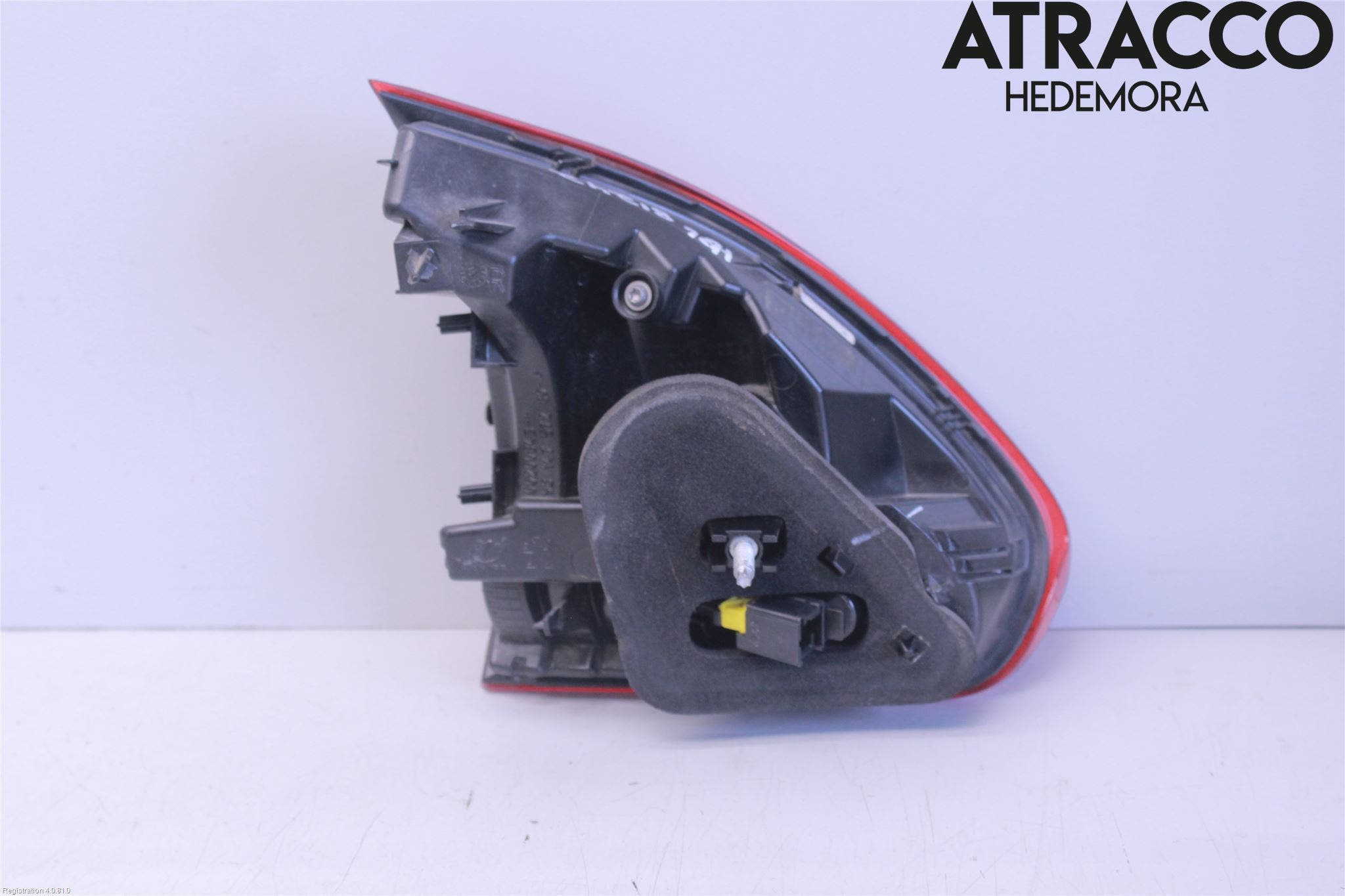 Peugeot 2008 13-20 Bakljus Lucka Hö