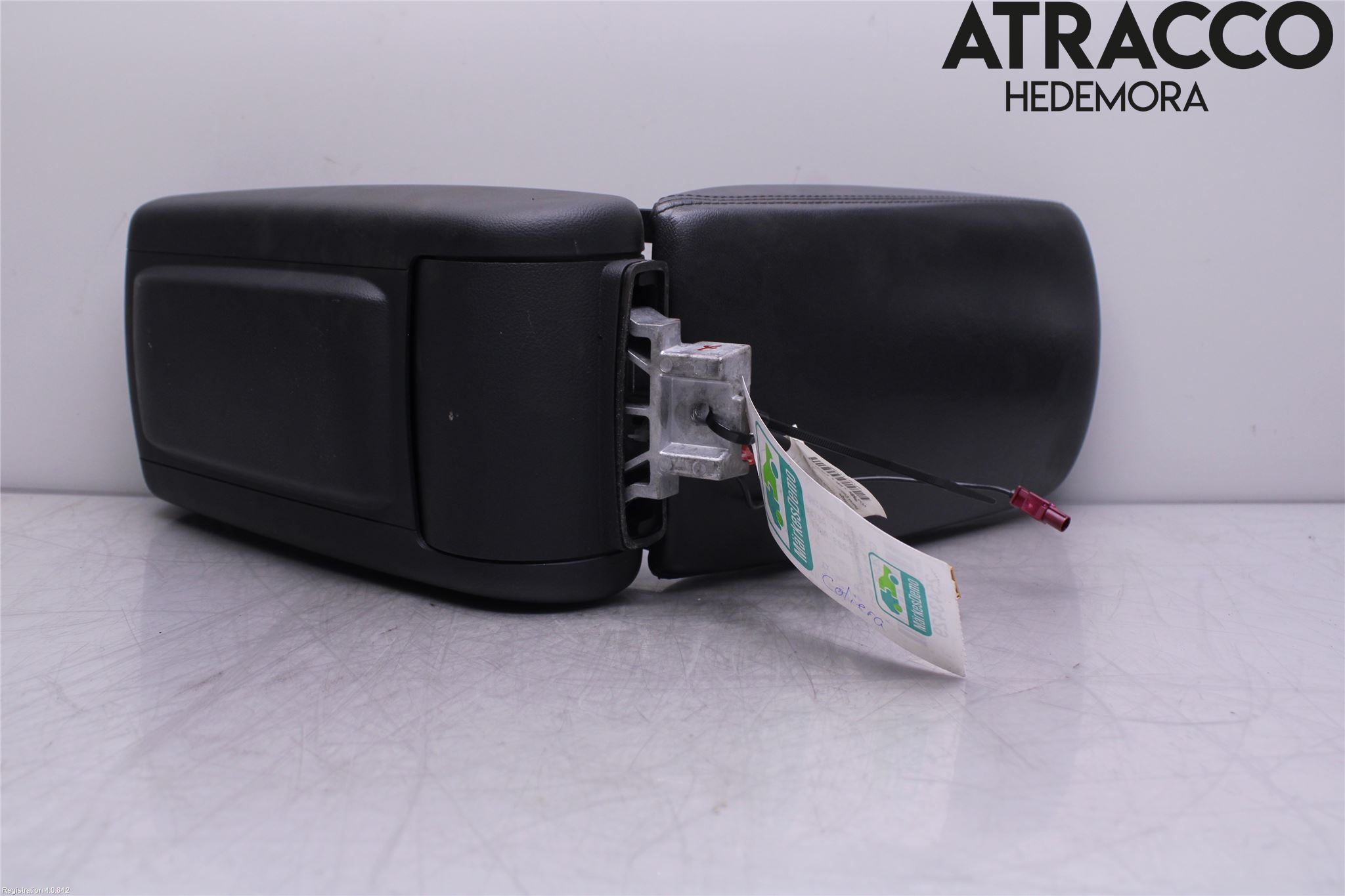 Audi A6/S6     05-11 Inredning Armstöd