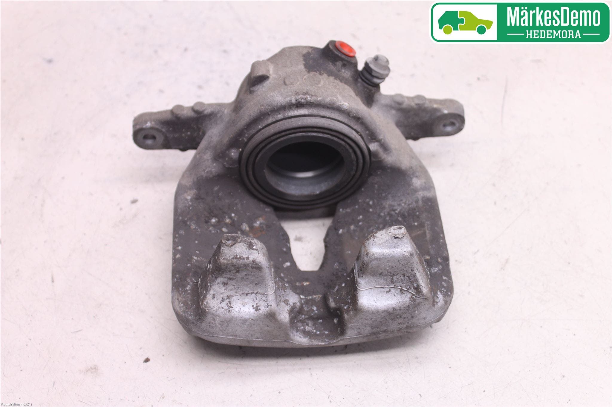 Mercedes-Benz MB C-KLASS (W205) 14-21 Bromsok Fram Vänster