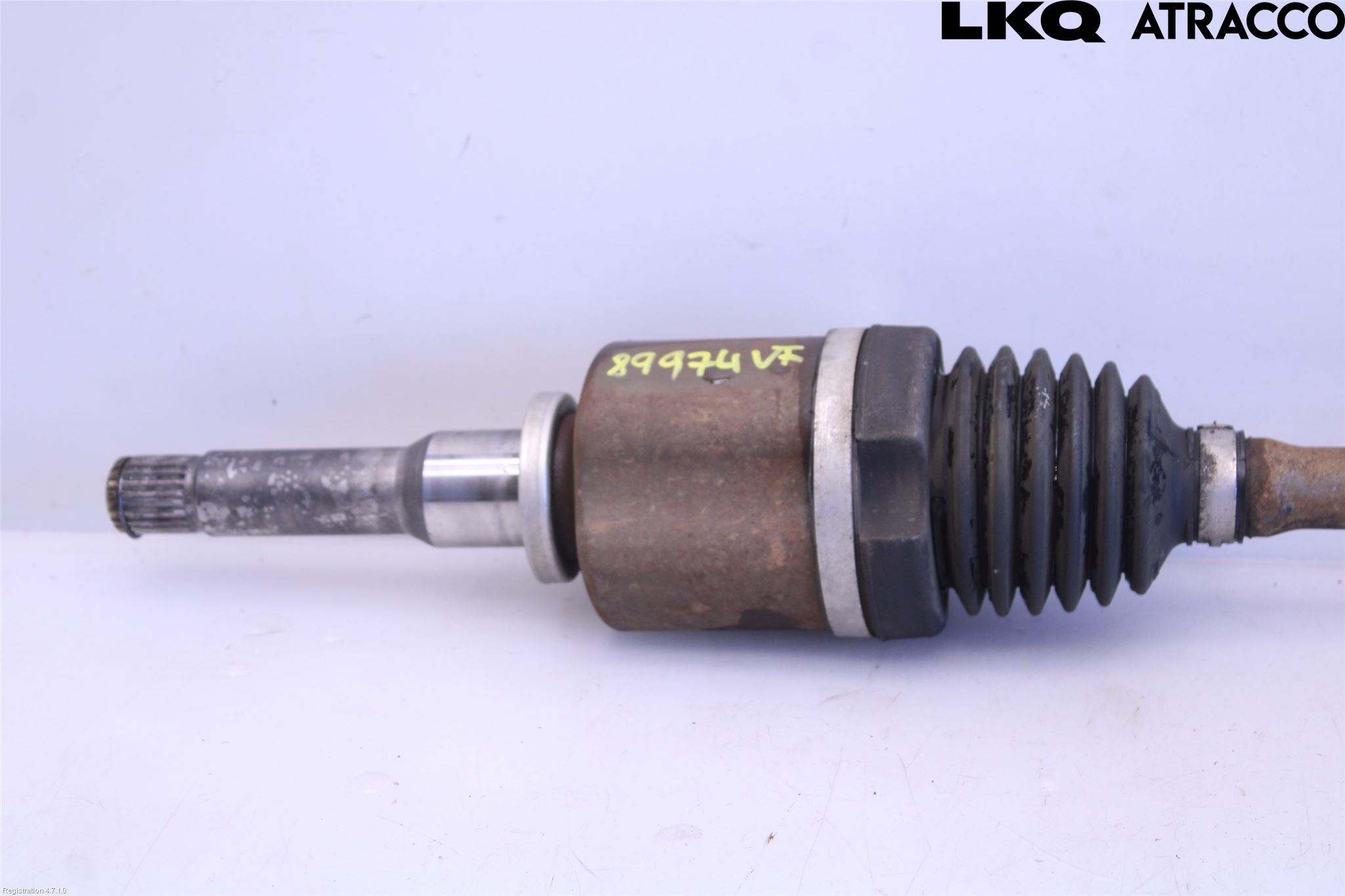 Ford FOCUS 15-18 Drivaxel Fram Vänster