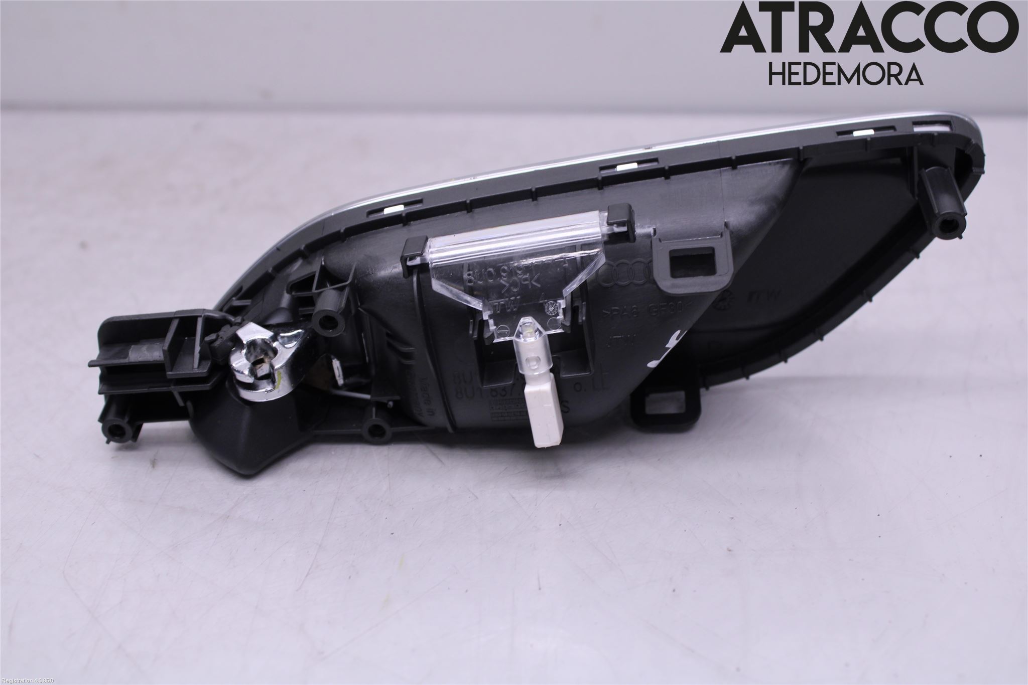 Audi Q3 8U 12-18 Dörrhandtag Inre Hö