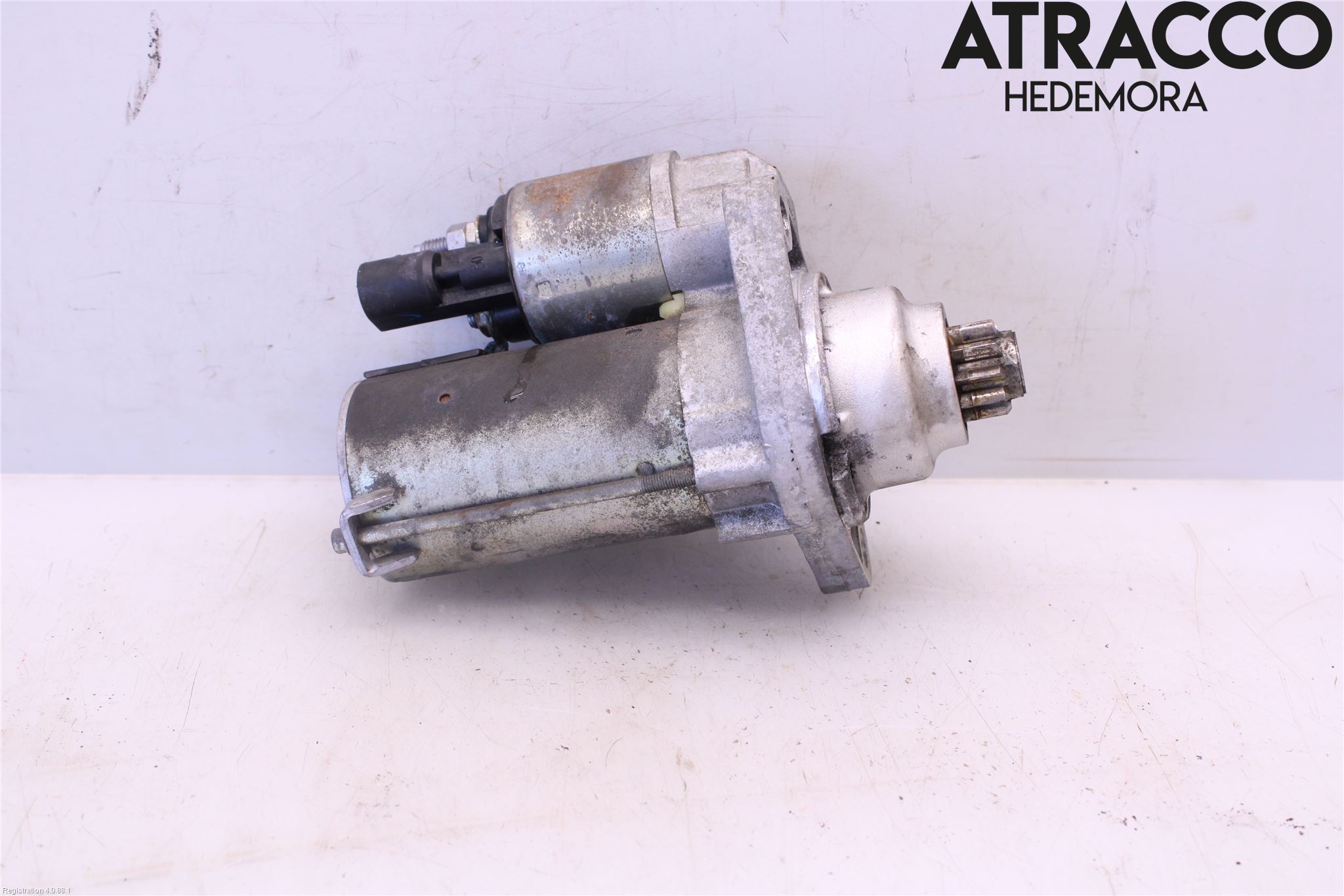 Volkswagen VW GOLF V 04-09 Startmotor