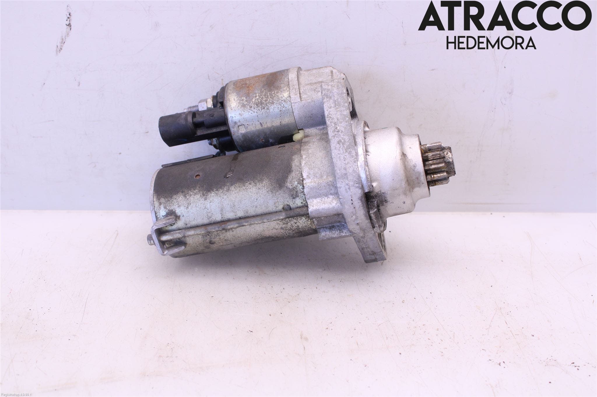 Volkswagen VW GOLF V 04-09 Startmotor