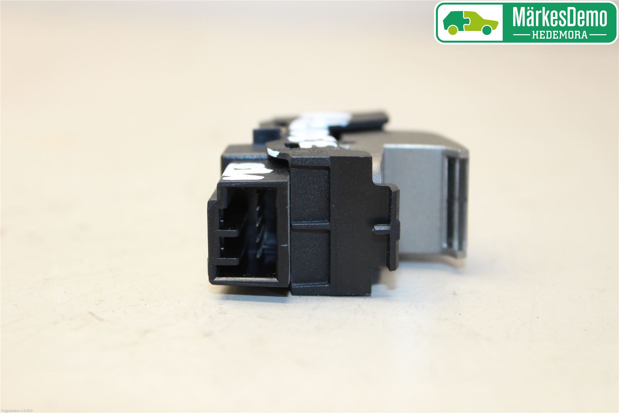 Jaguar XF 08-15 Strömställare Elhiss