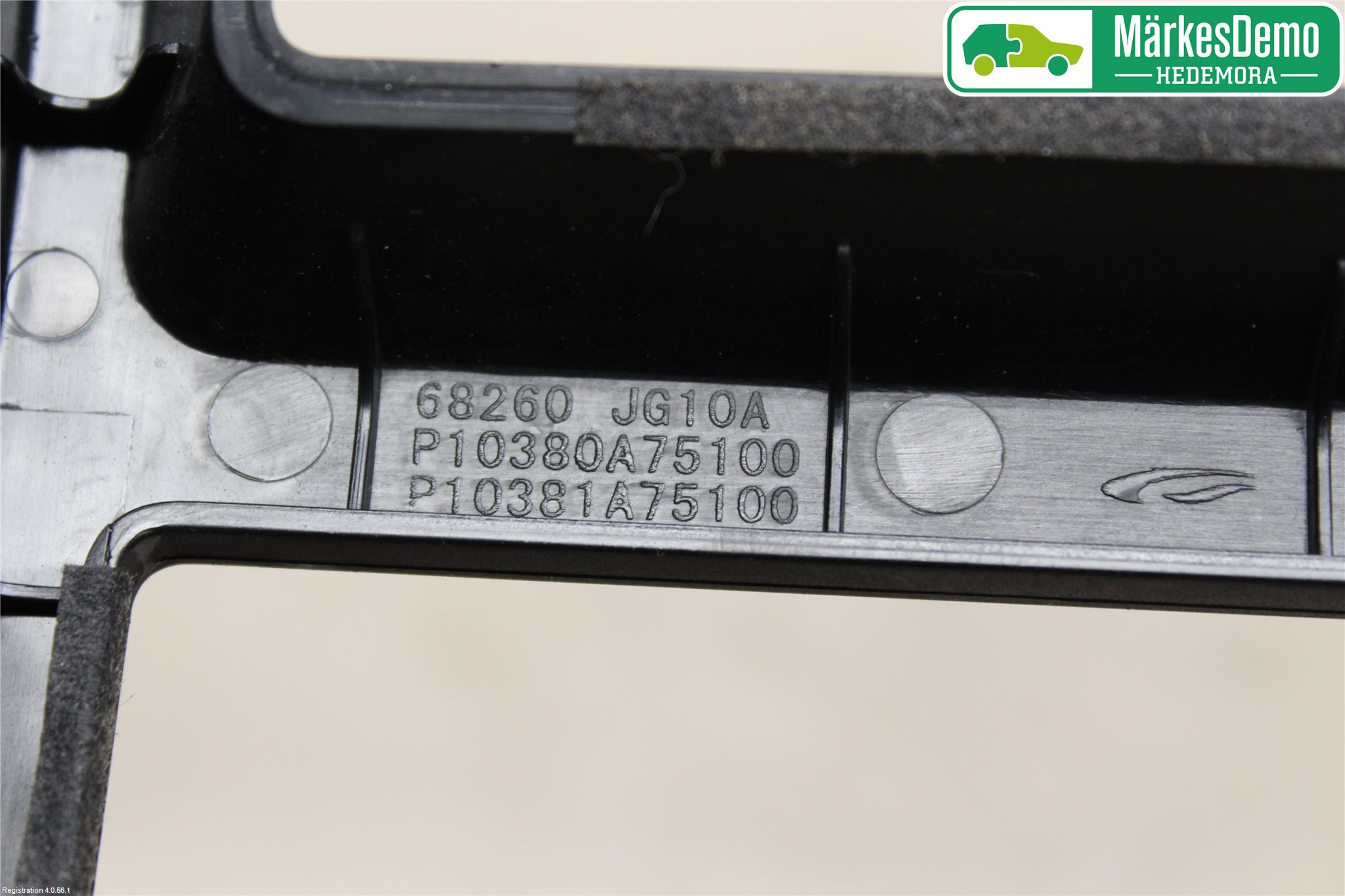 Nissan X-TRAIL 08-14 Instrument-Radio Sarg