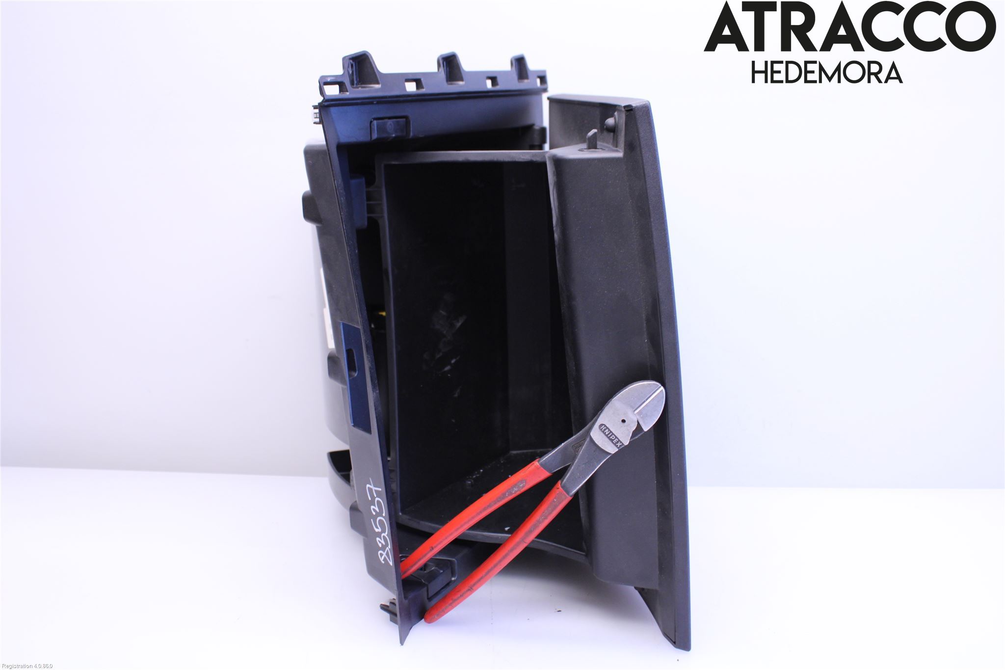 Fiat 500X 15- Handskfack