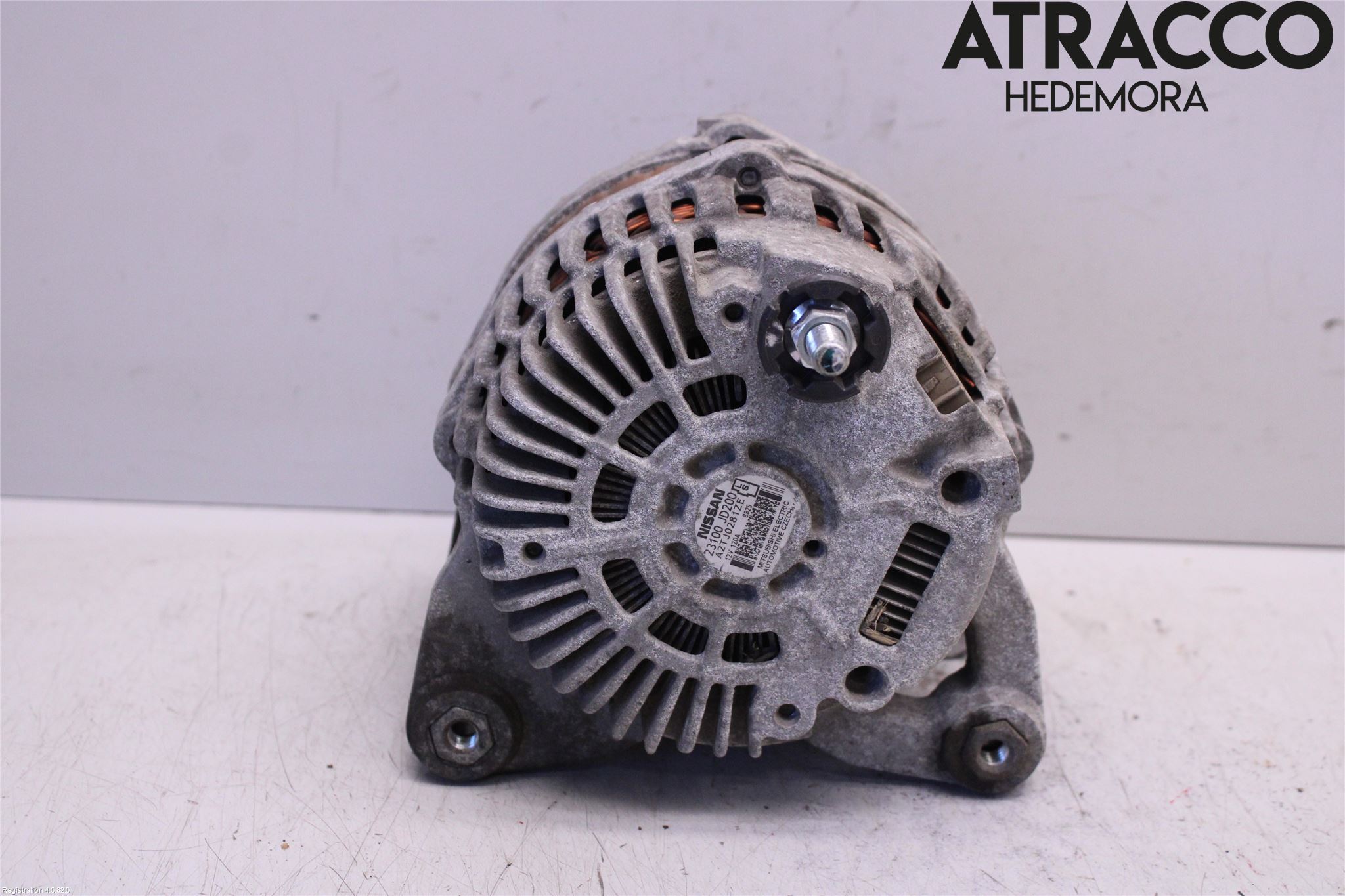 Nissan QASHQAI+2  08-10 Generator