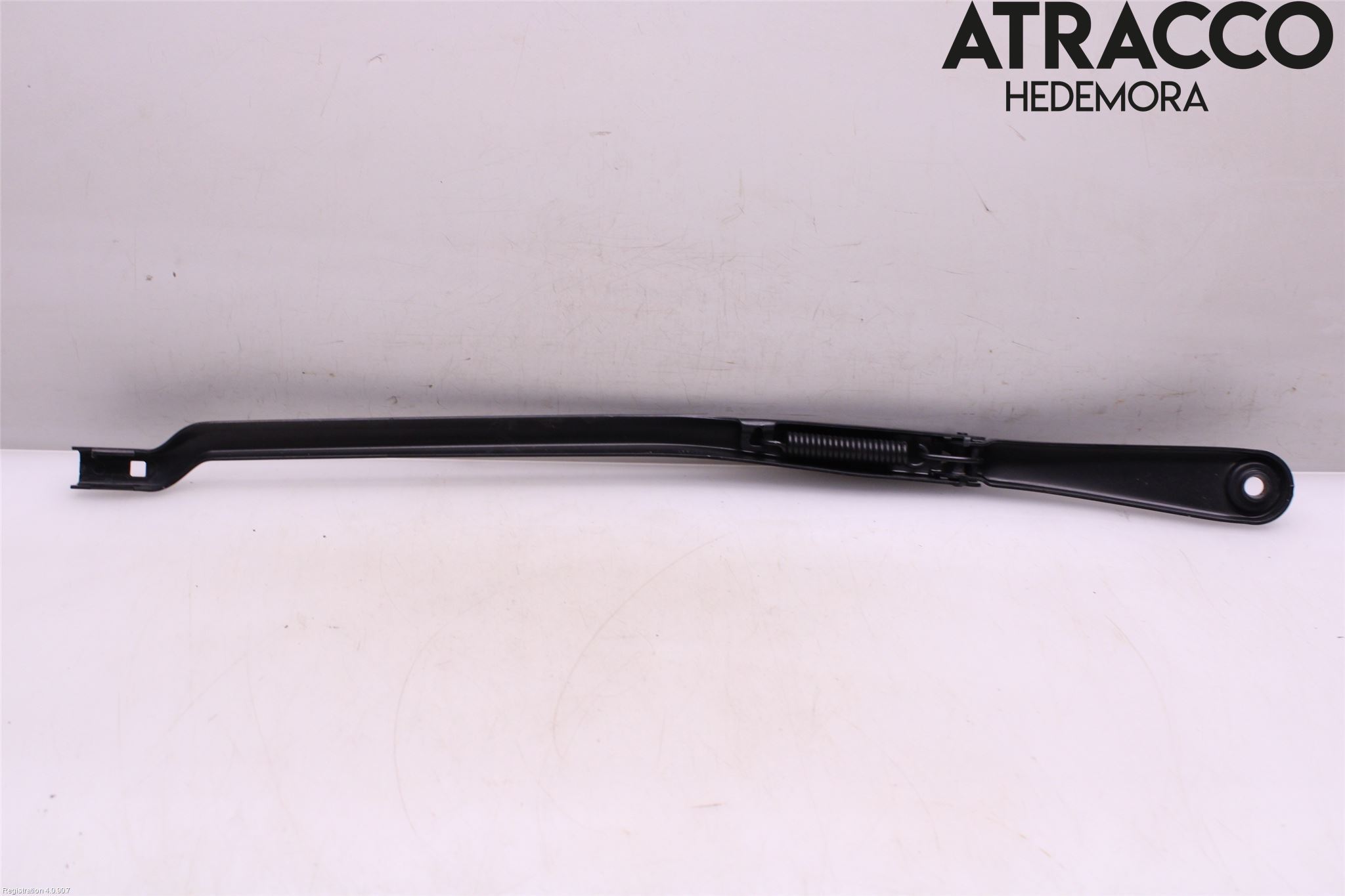 BMW 5 G30/G31/F90 17-23 Torkararm Armar Vindruta