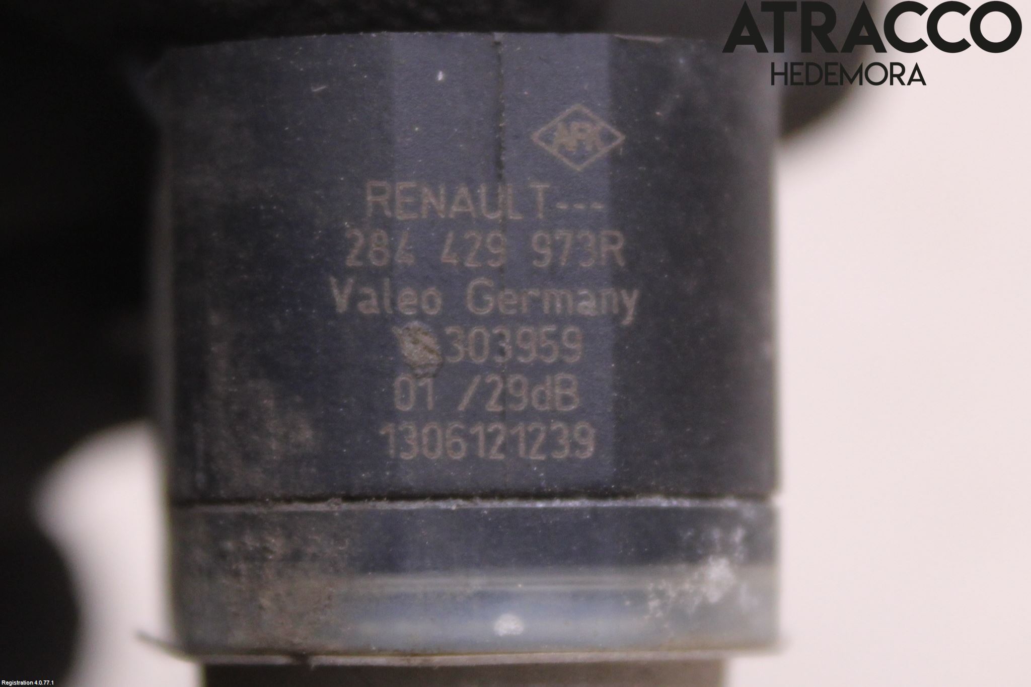 Renault CLIO IV 12-16 Parkeringshjälp Backsensor