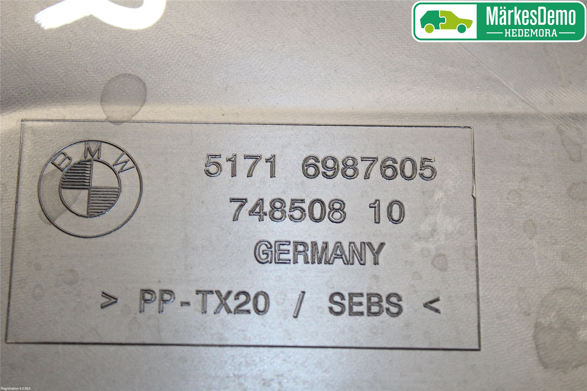 BMW 5 F10/F11/F18 09-17 Torpedplåt-Torpedplast
