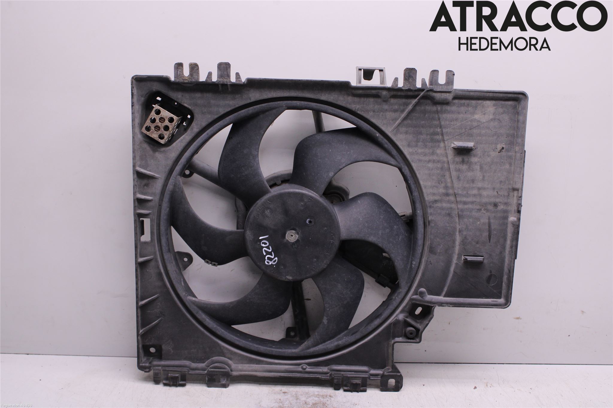 Nissan NOTE E11 06-14 Kylfläkt El