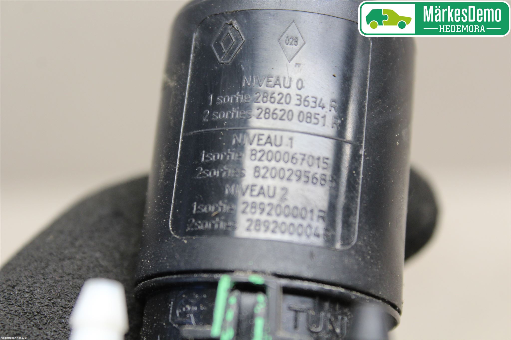 Dacia SANDERO/STEPWAY 13-20 Spolarpump Vindruta