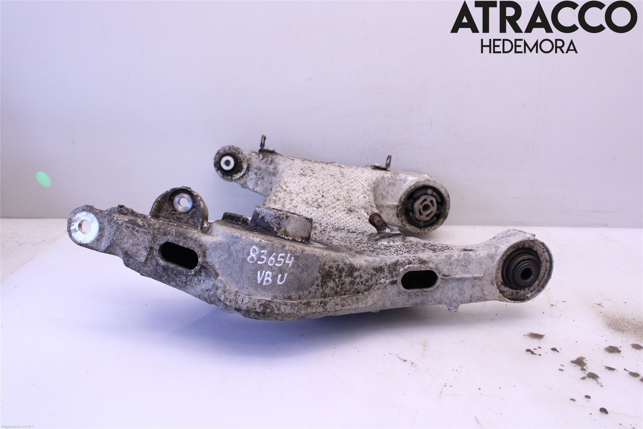 Jaguar F-PACE Bärarm Bak Vänster