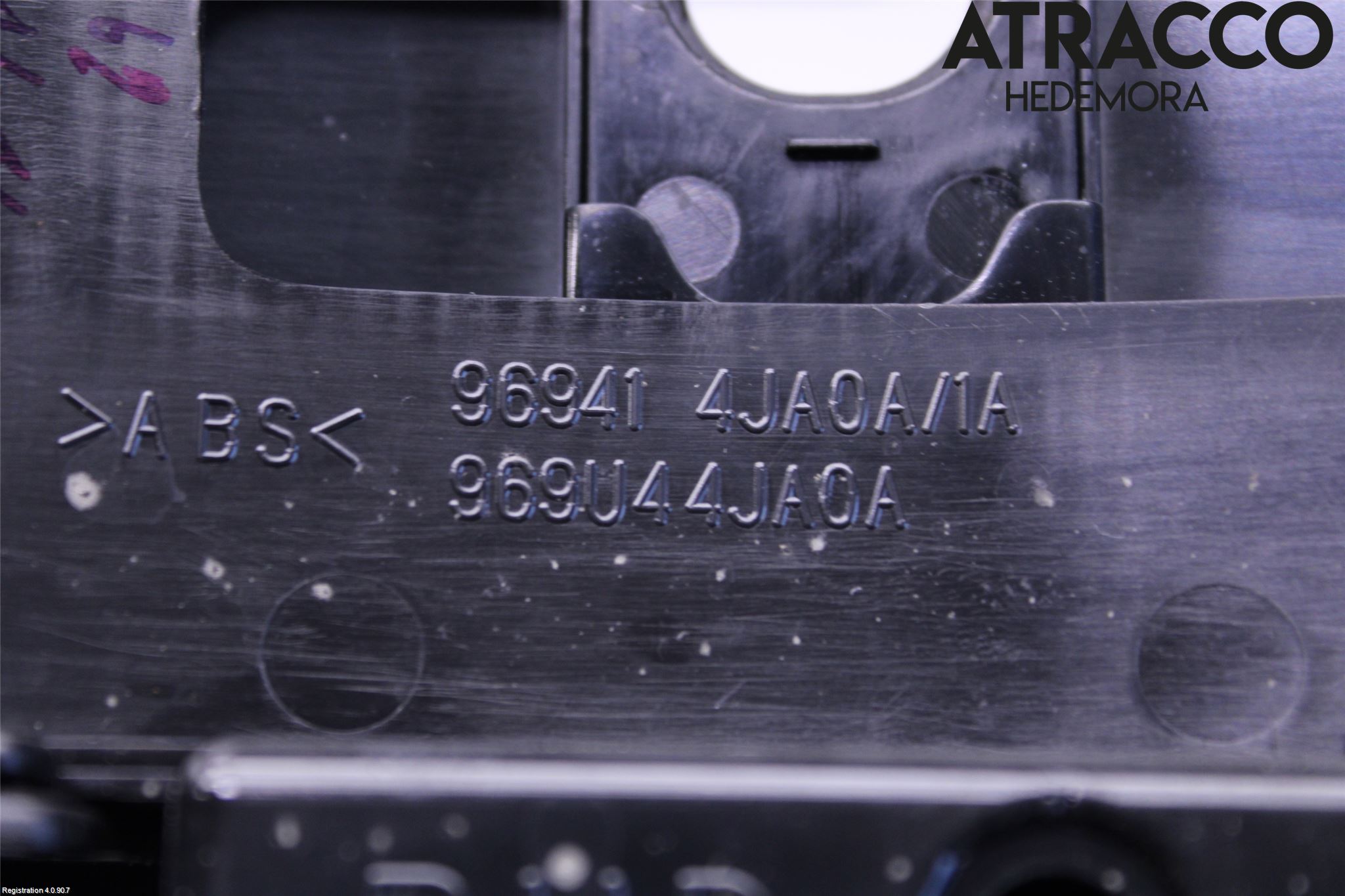 Nissan NAVARA, TREK-1 17-21 Inredning Sarg Växelspak