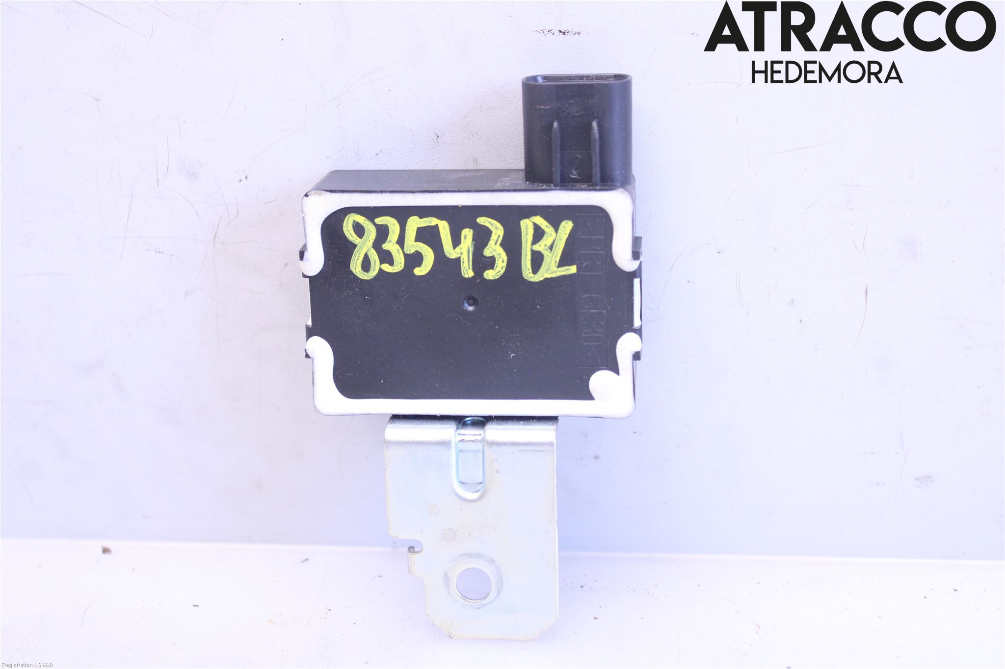 Mitsubishi OUTLANDER 13-21 Signalhorn