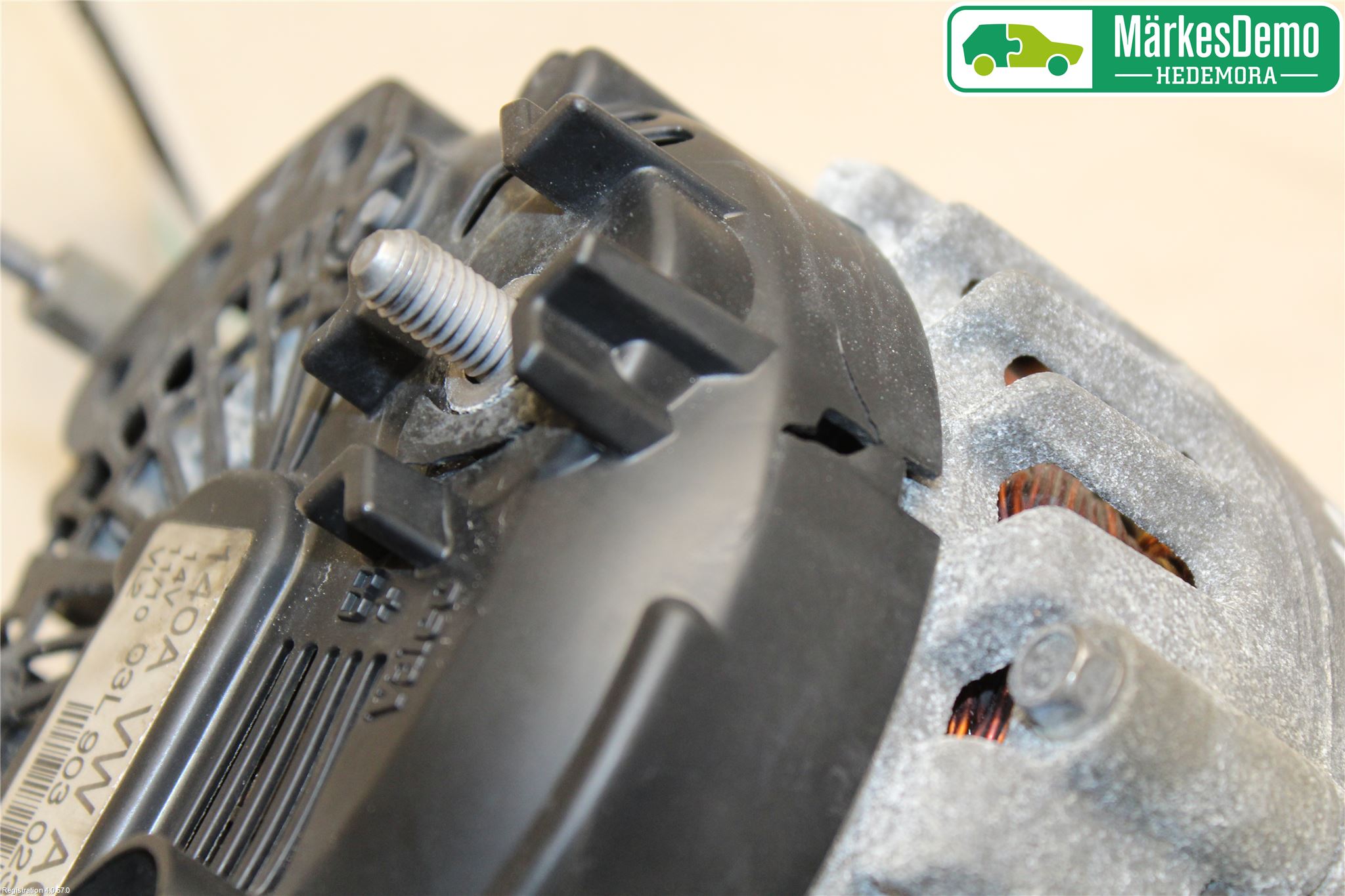 Volkswagen VW GOLF VI 09-13 Generator