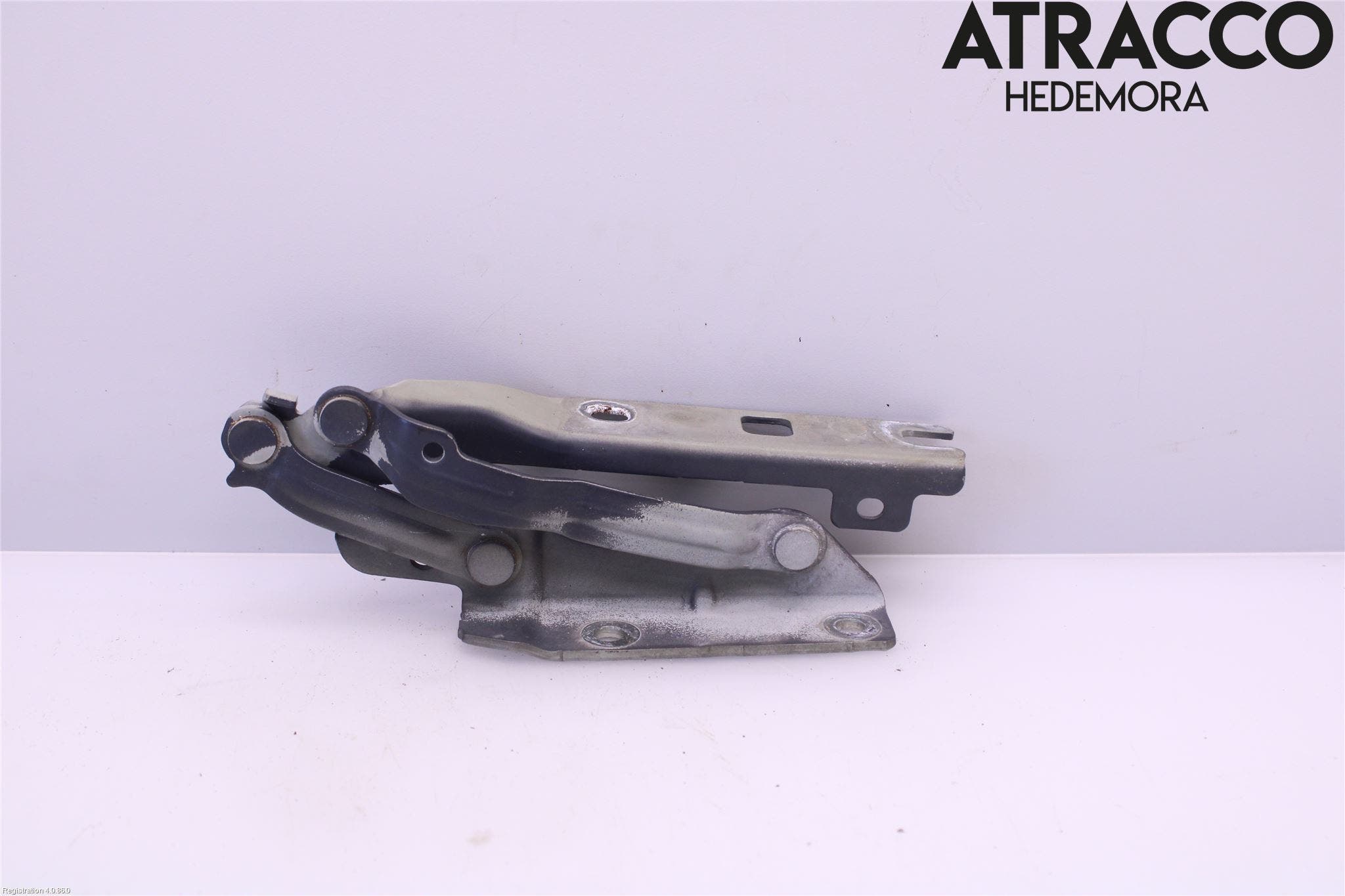 Volkswagen VW GOLF VI 09-13 Huvgångjärn