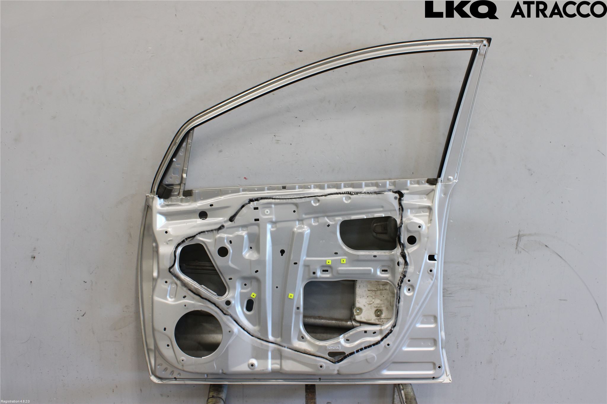 Toyota PRIUS NWH20 04-08 Dörr Fram Höger