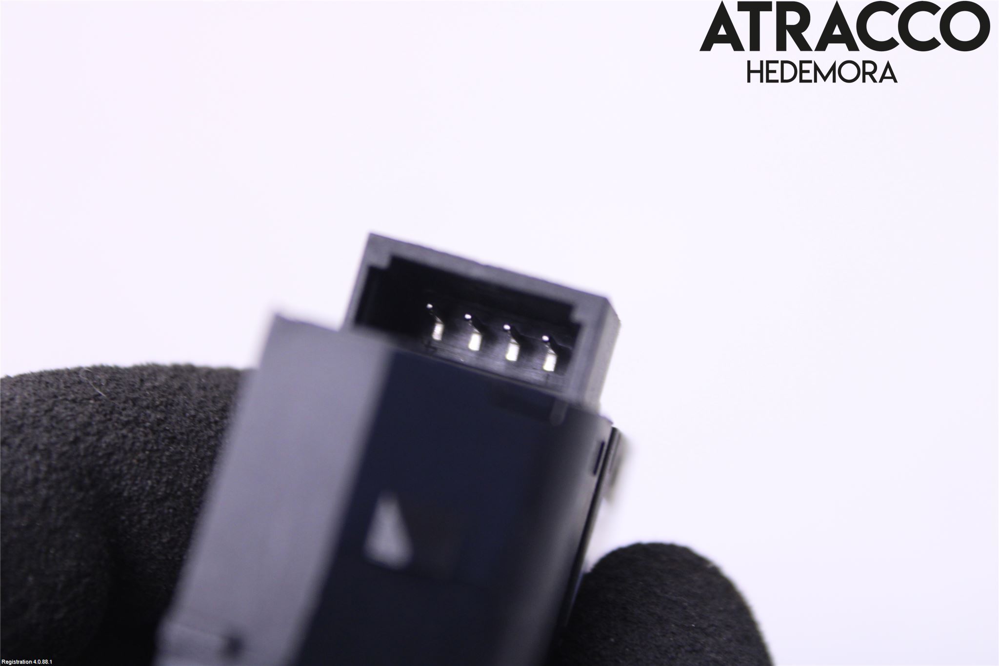 Audi A6 F2/C8 19- Strömställare Centrallås