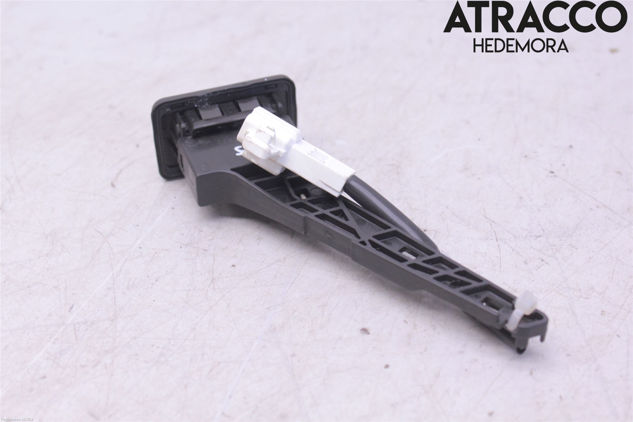 Toyota RAV4 13-18 Strömställare Baklucka