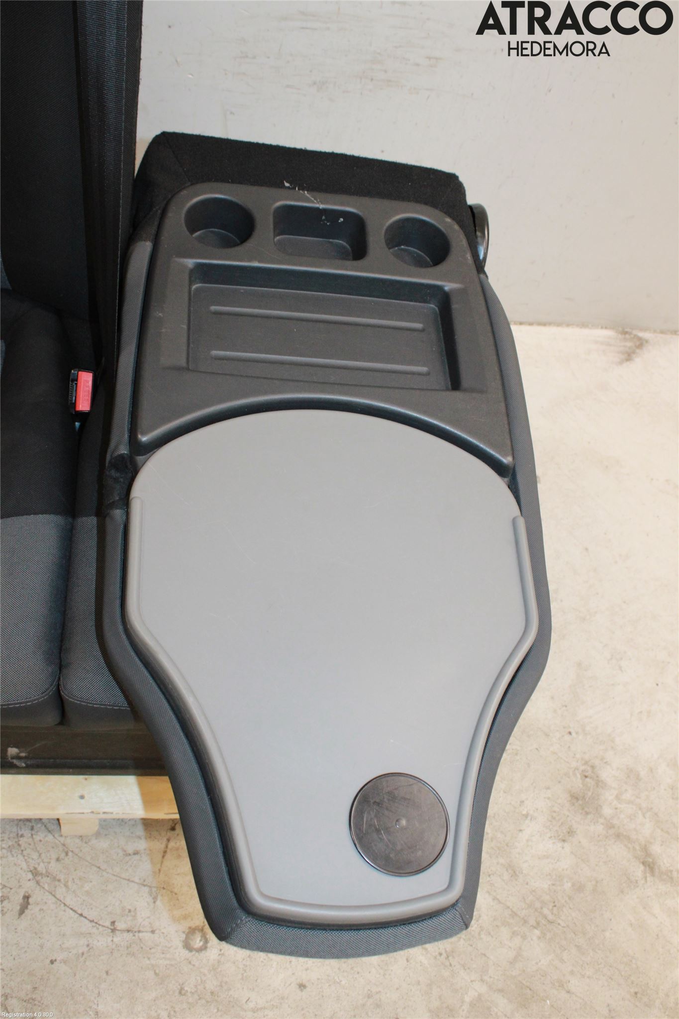 Nissan NV400 12-24 Inredning Soffa Fram Komplett