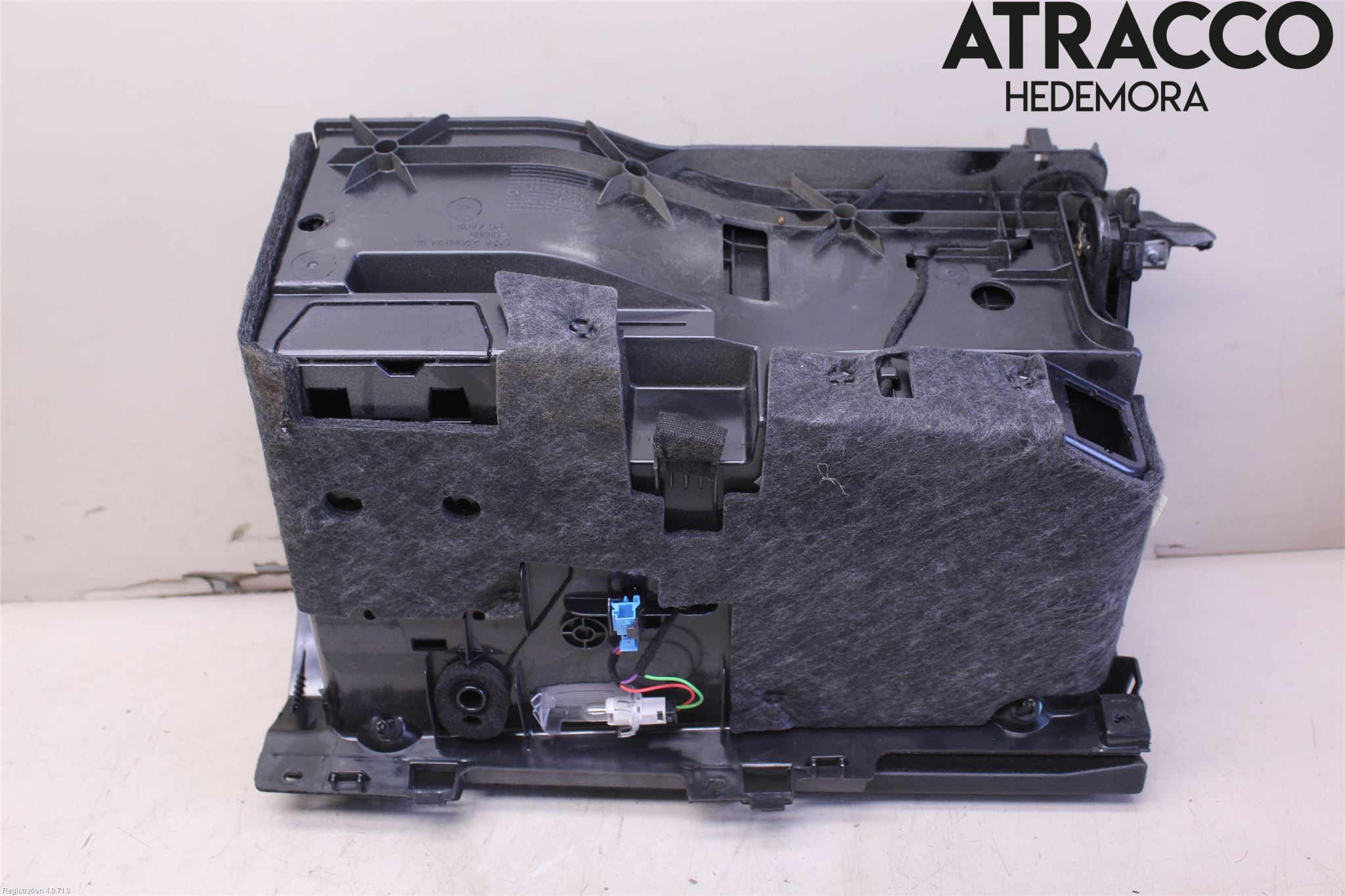 Mercedes-Benz MB E-KLASS (W212) 09-16 Handskfack