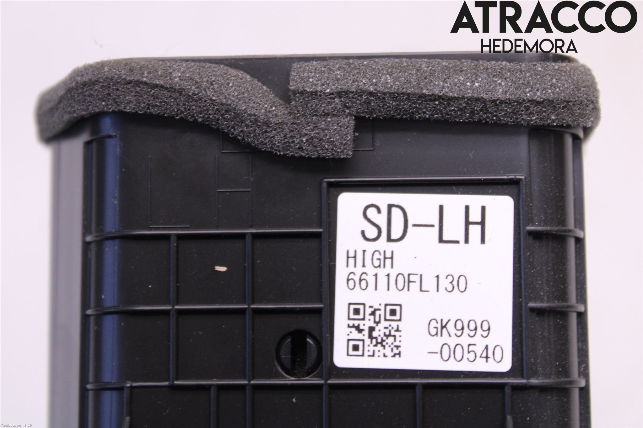 Subaru IMPREZA V 18- Defrosterkanal-Munstycke