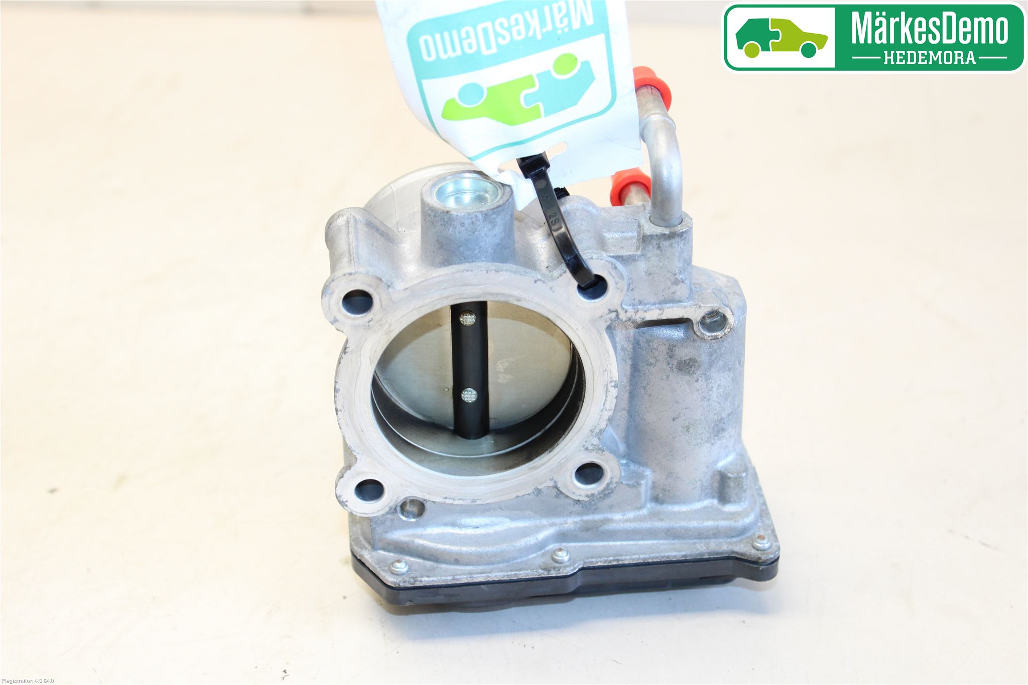 Toyota RAV4 13-18 Injspjällhus