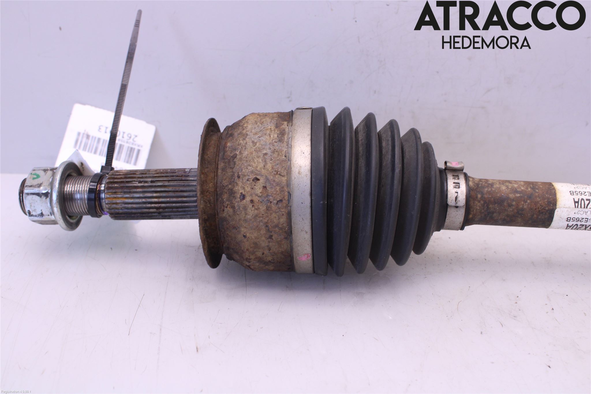 Nissan NAVARA 05-16 Drivaxel Fram Höger