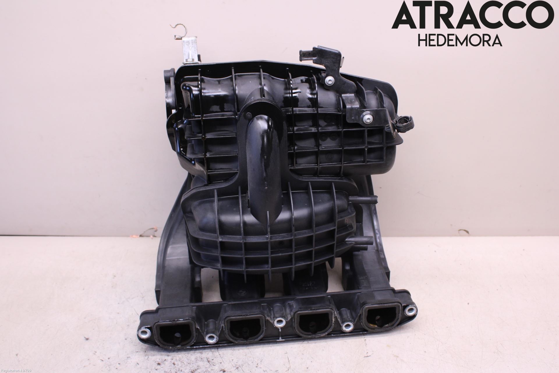 BMW 1 E87/81 5D/3D 03-11 Grenrör Insug