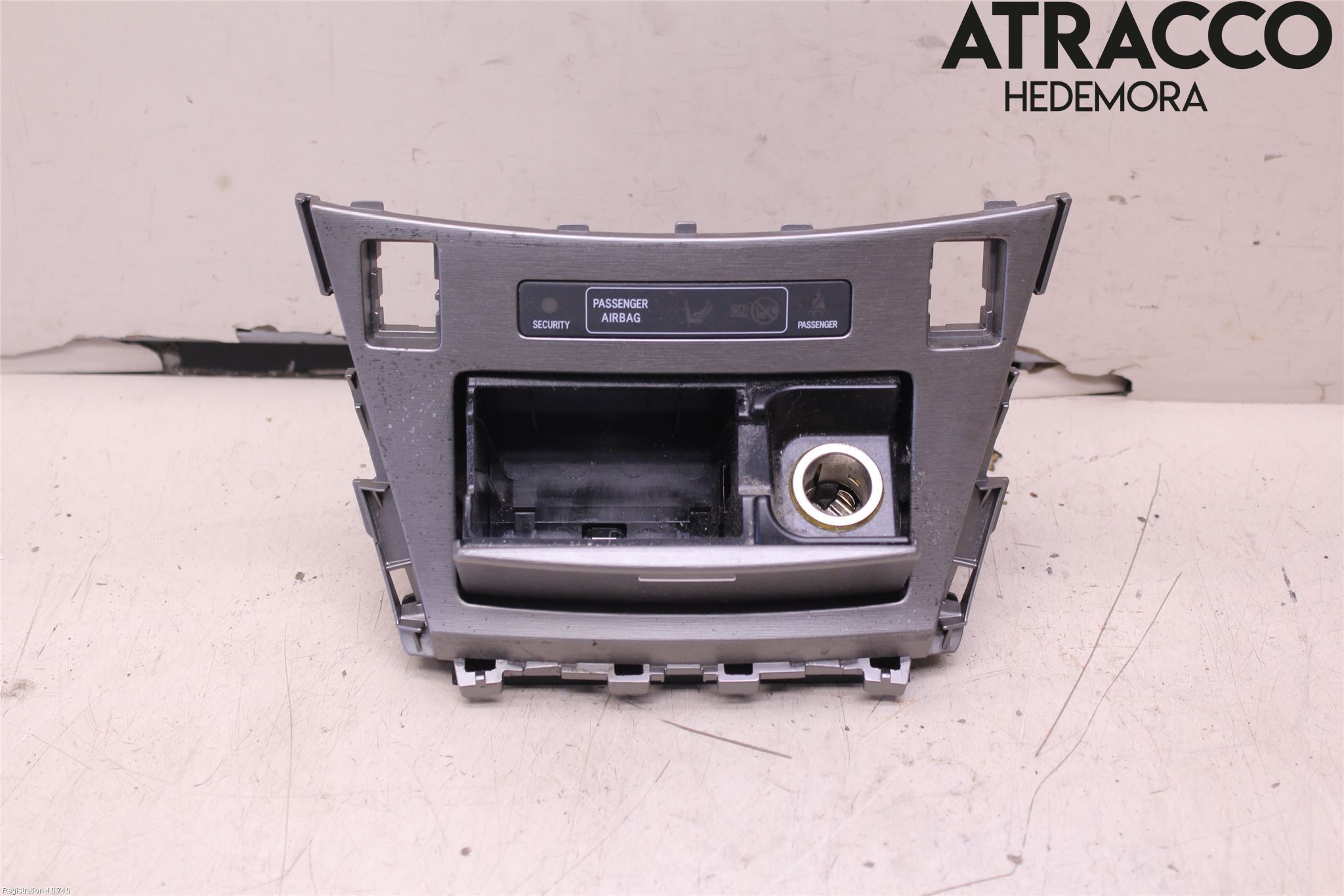 Toyota AVENSIS 09-15 Askkopp