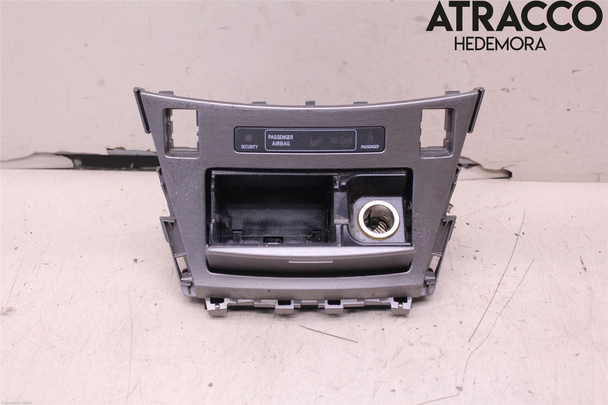 Toyota AVENSIS 09-15 Askkopp