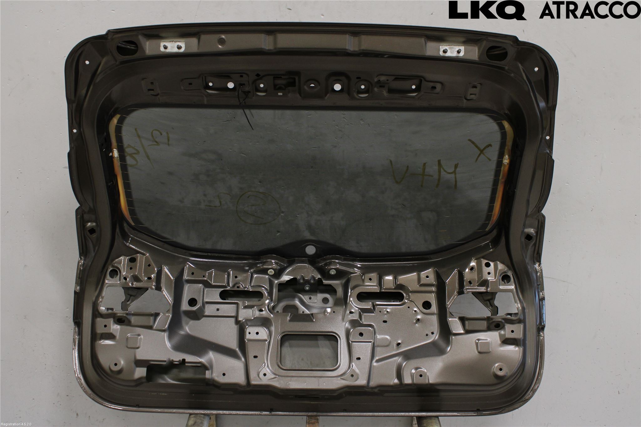 Nissan QASHQAI 14-17 Baklucka Kombi