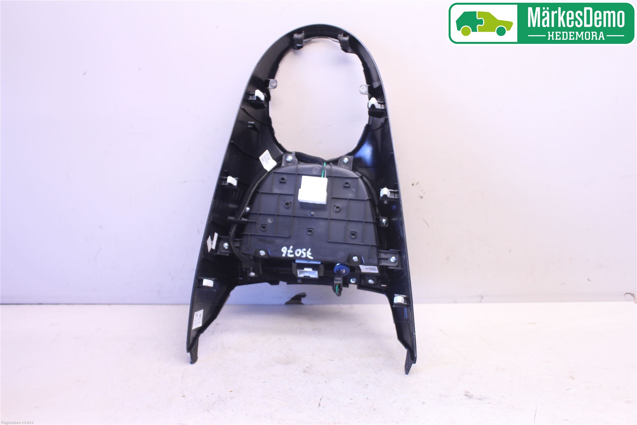 Kia SOUL 09- Instrumentkonsoll Mitt