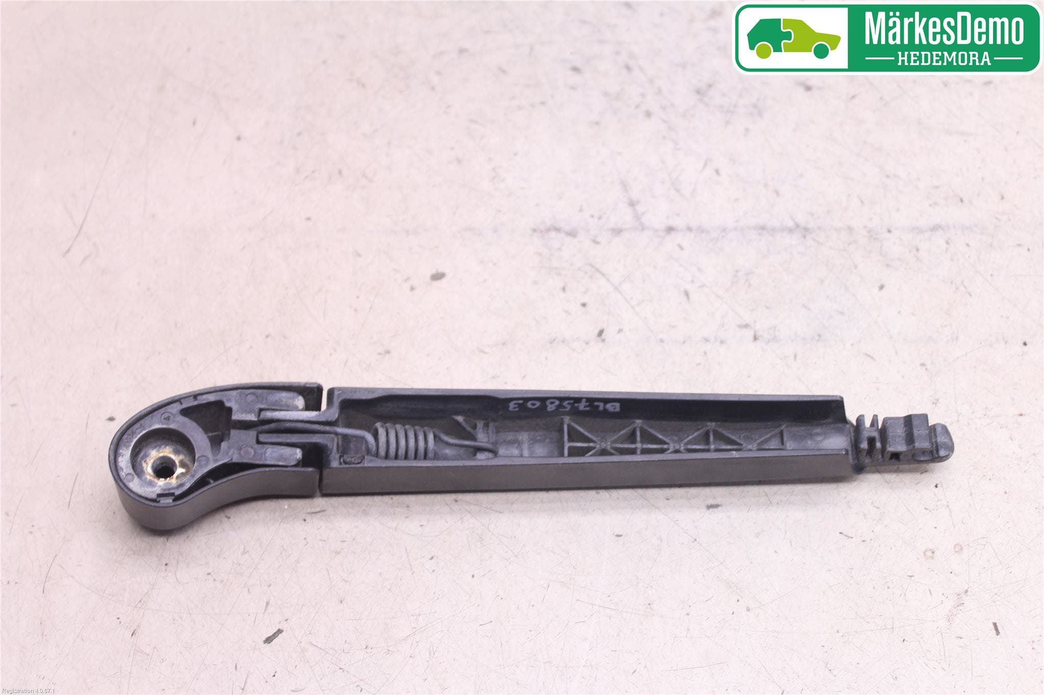 Hyundai i30 GD 13-17 Torkararm-Bakruta