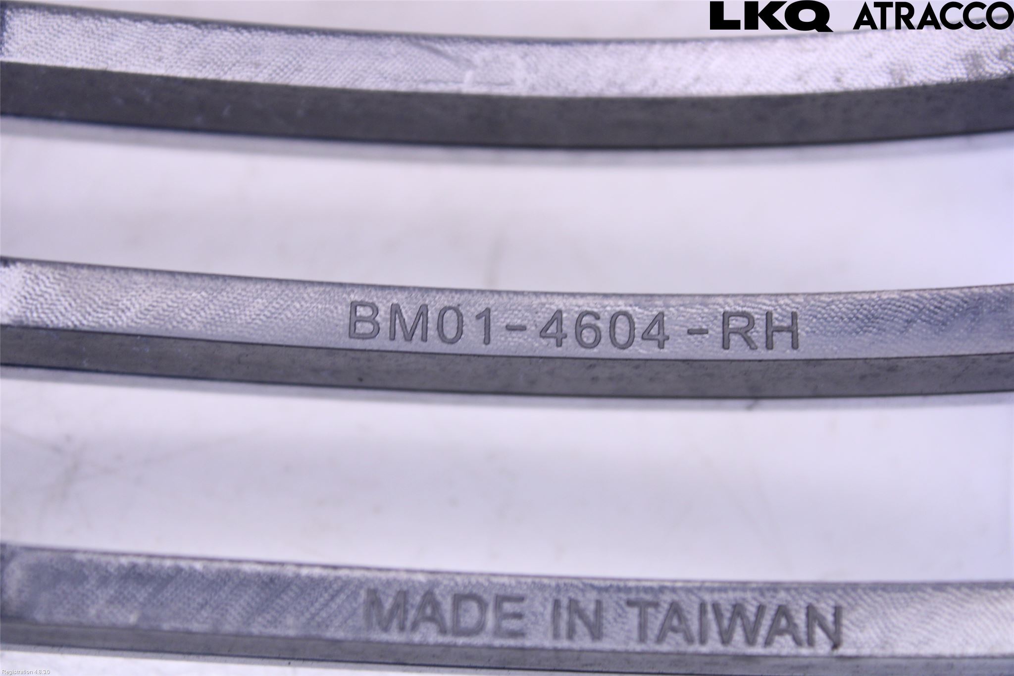 BMW 3 E46      98-05 Grilldel Höger